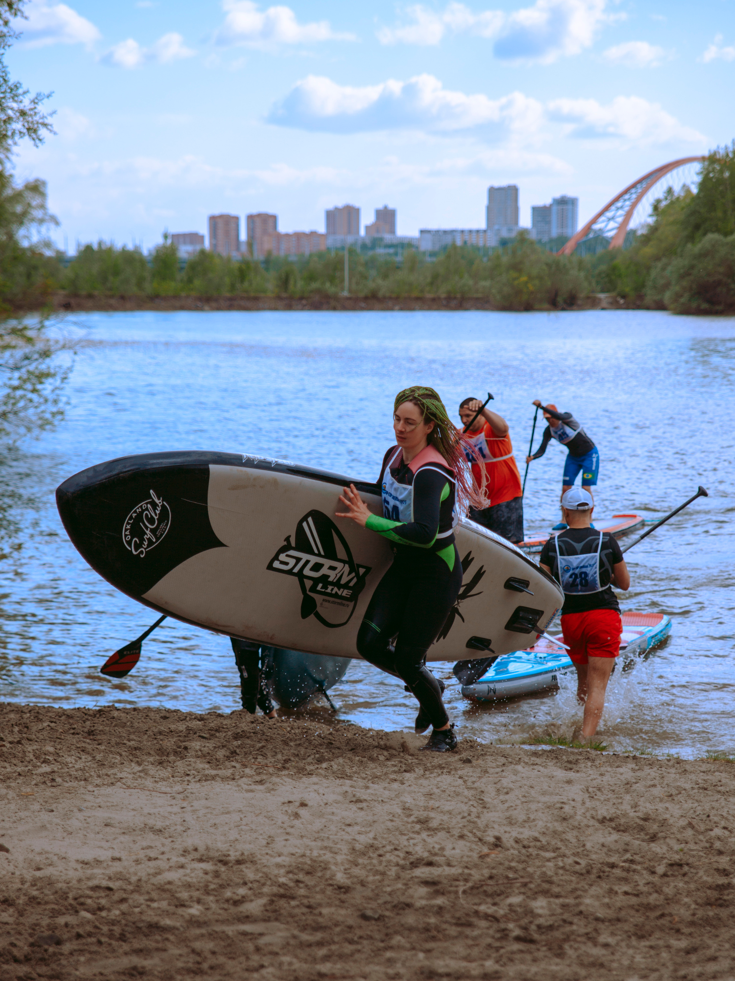 Соревнования по сап-серфингу в Новосибирске.