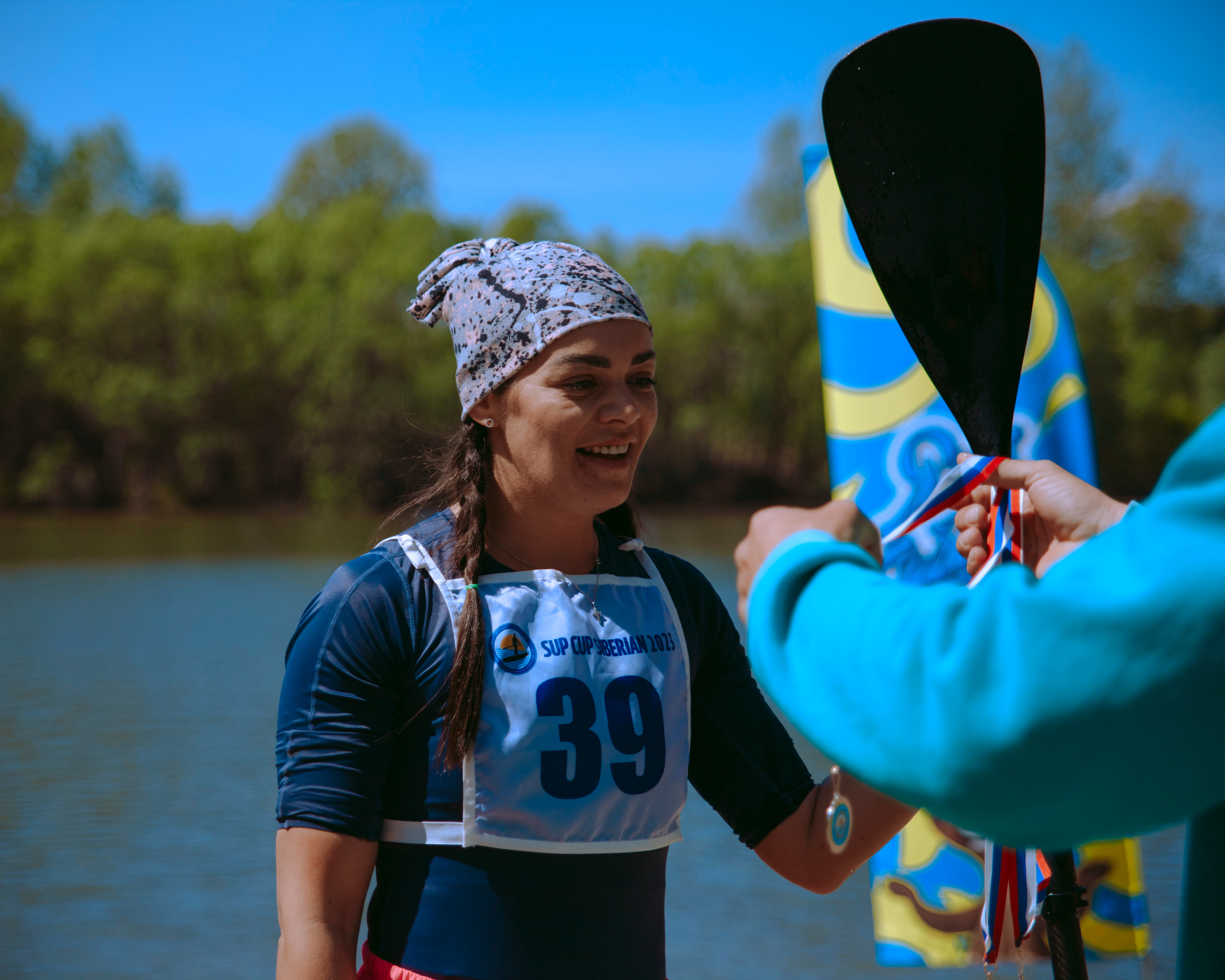 Соревнования и фестиваль по sup-серфингу в Новосибирске.