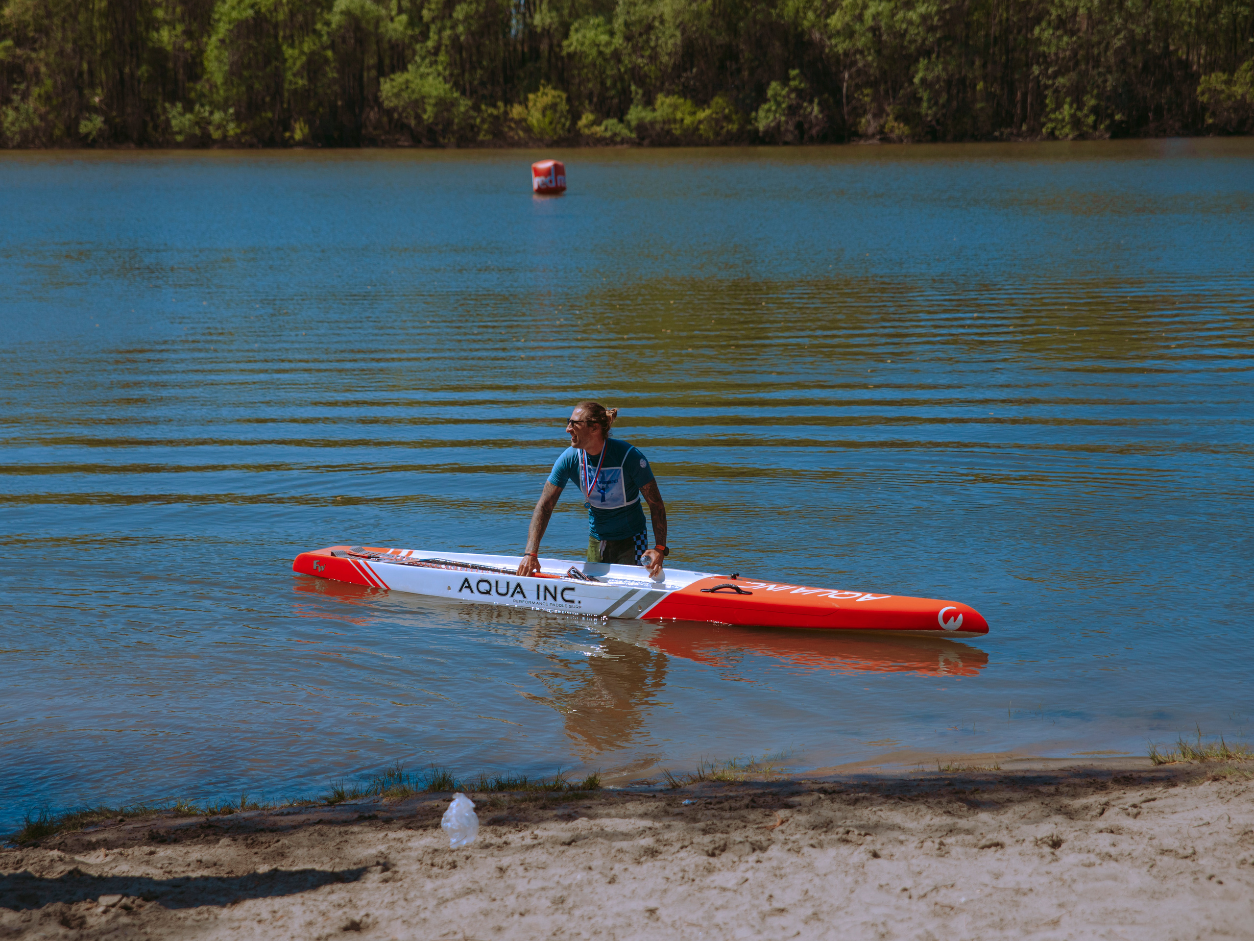 Соревнования и фестиваль по sup-серфингу в Новосибирске.