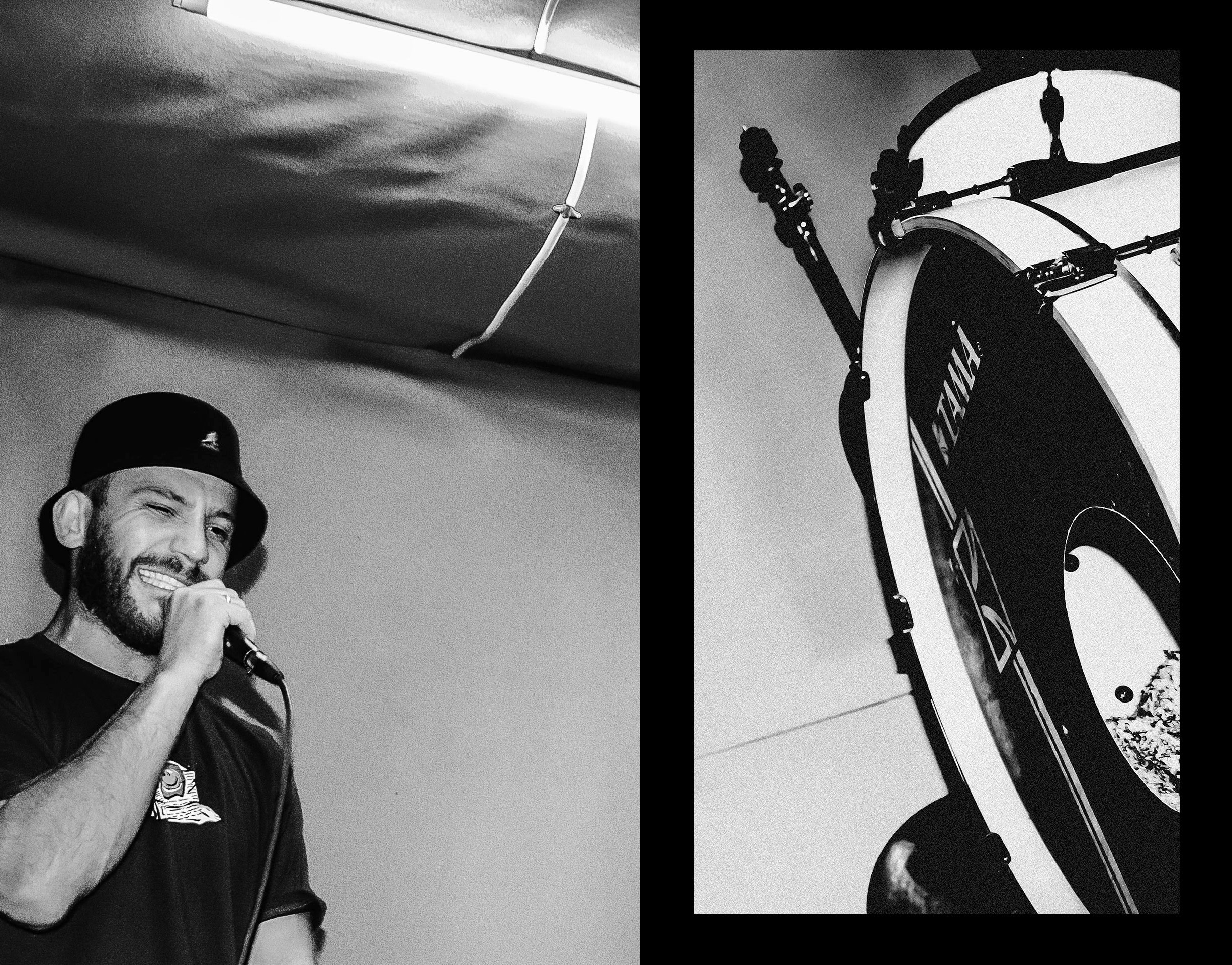 Парень в панаме агрессивно читает рэп.