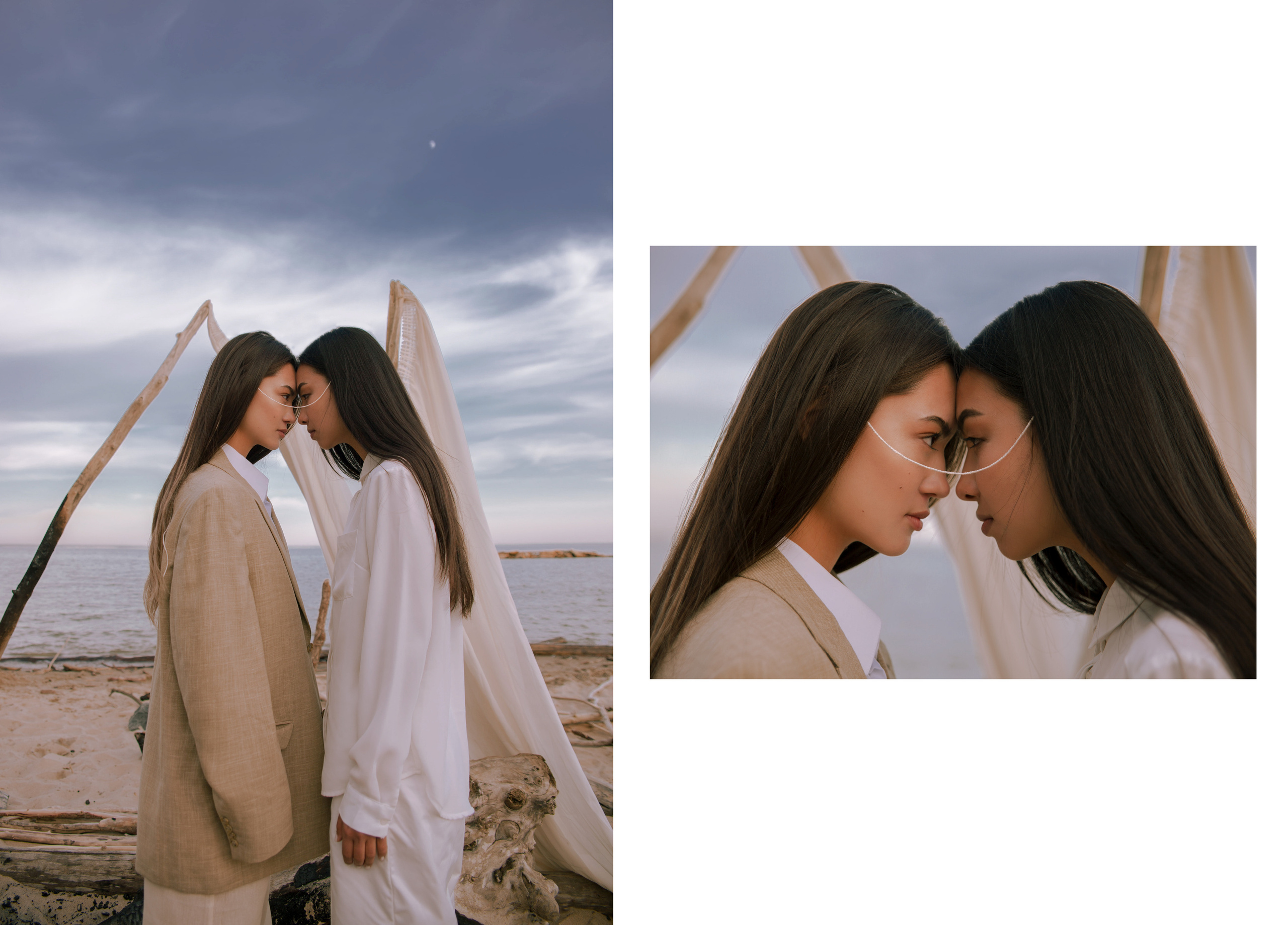 Две кореянки в светлых костюмах лицом к лицу.