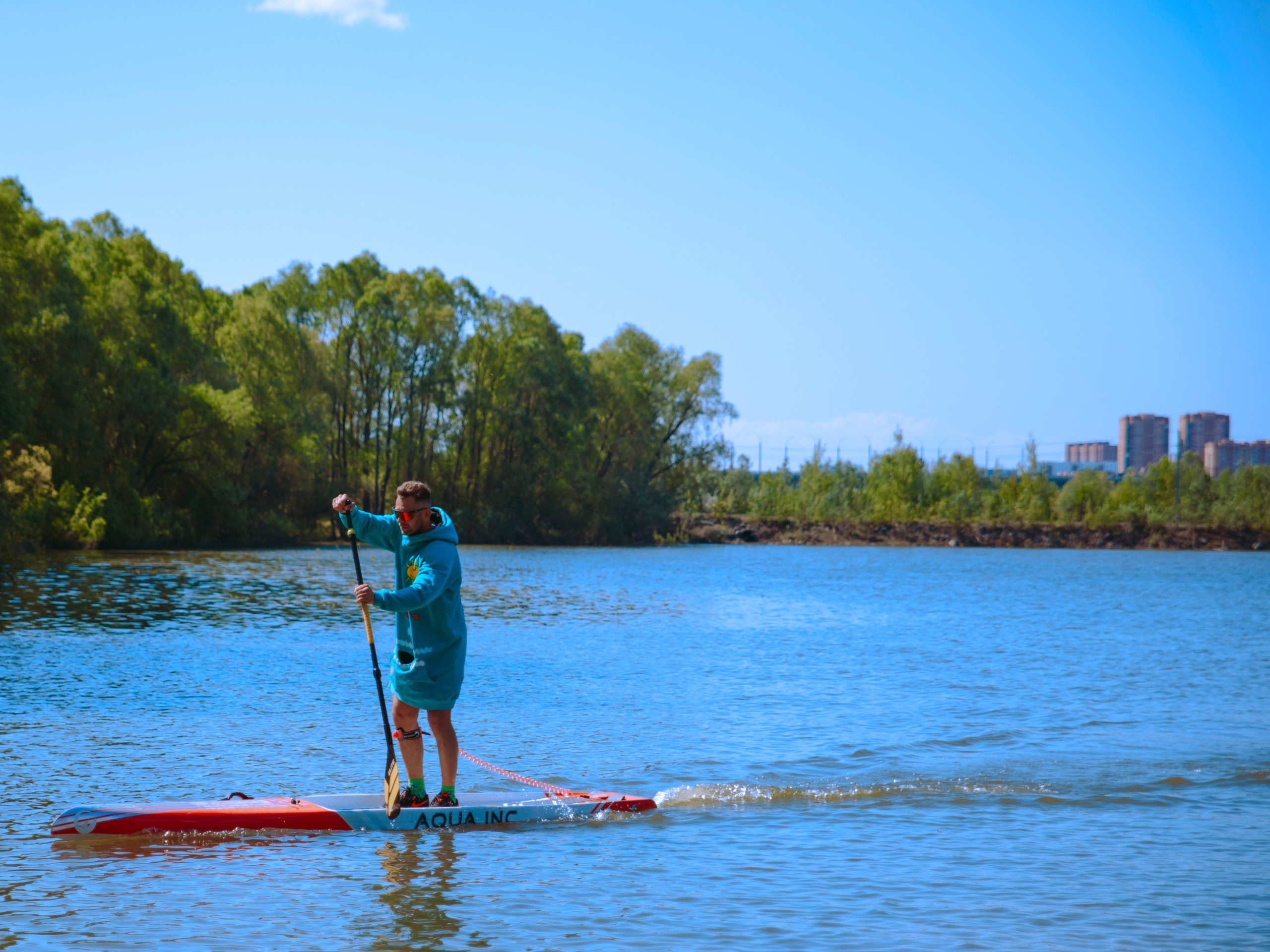 Соревнования и фестиваль по сап-серфингу.