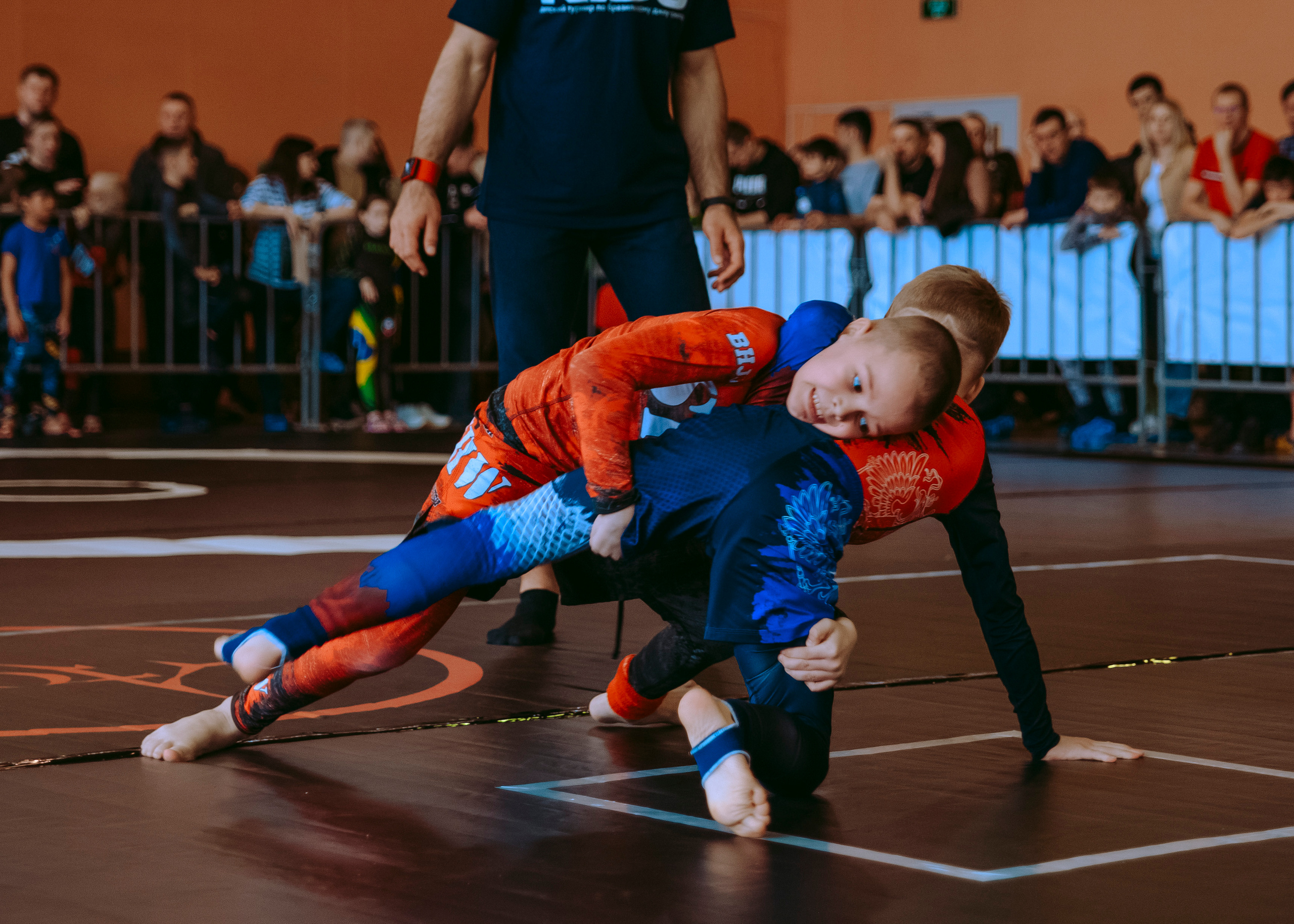 Детские соревнования по джиу-джитсу без кимоно no gi.