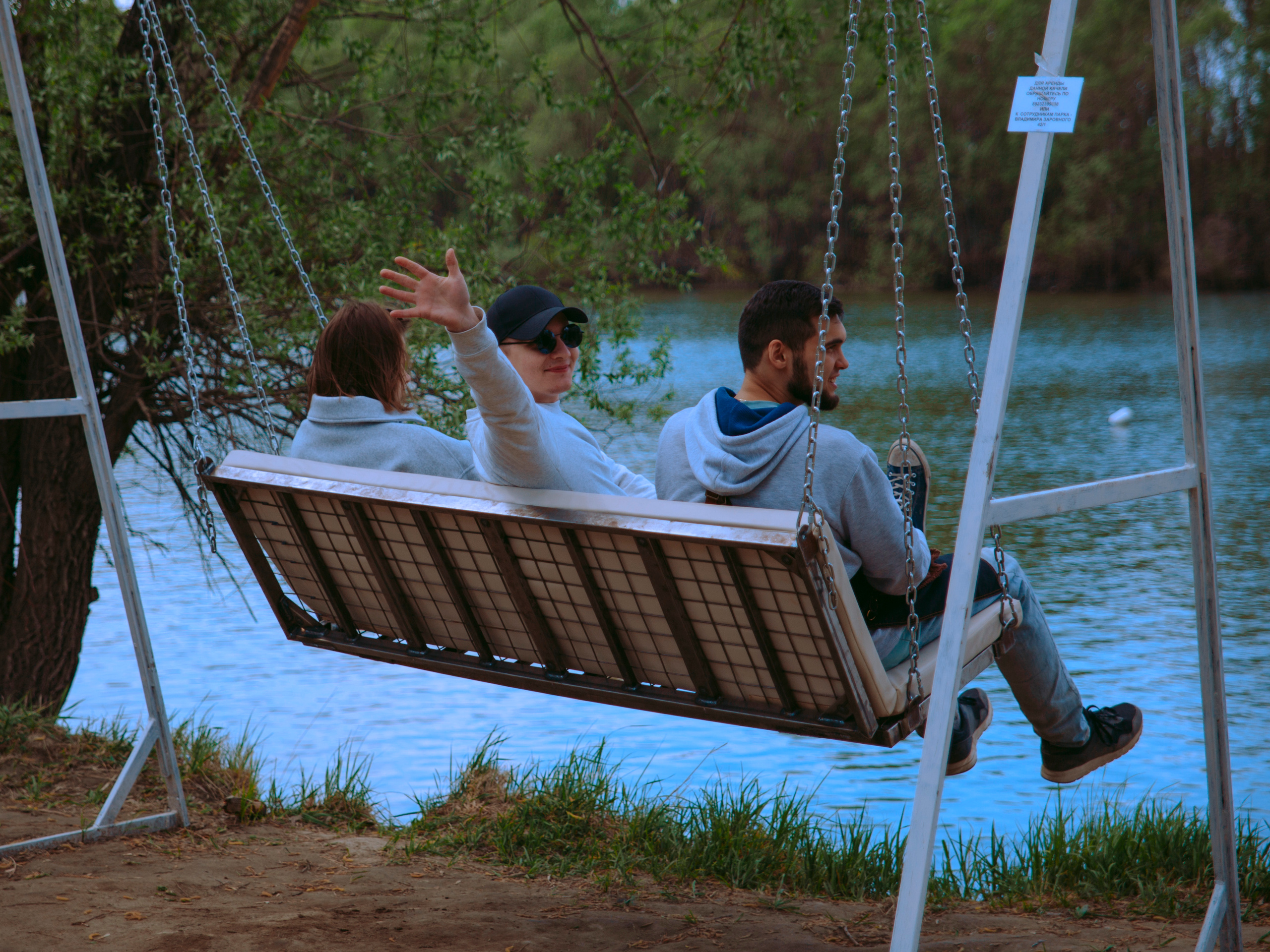 Соревнования и фестиваль по sup-серфингу в Новосибирске.