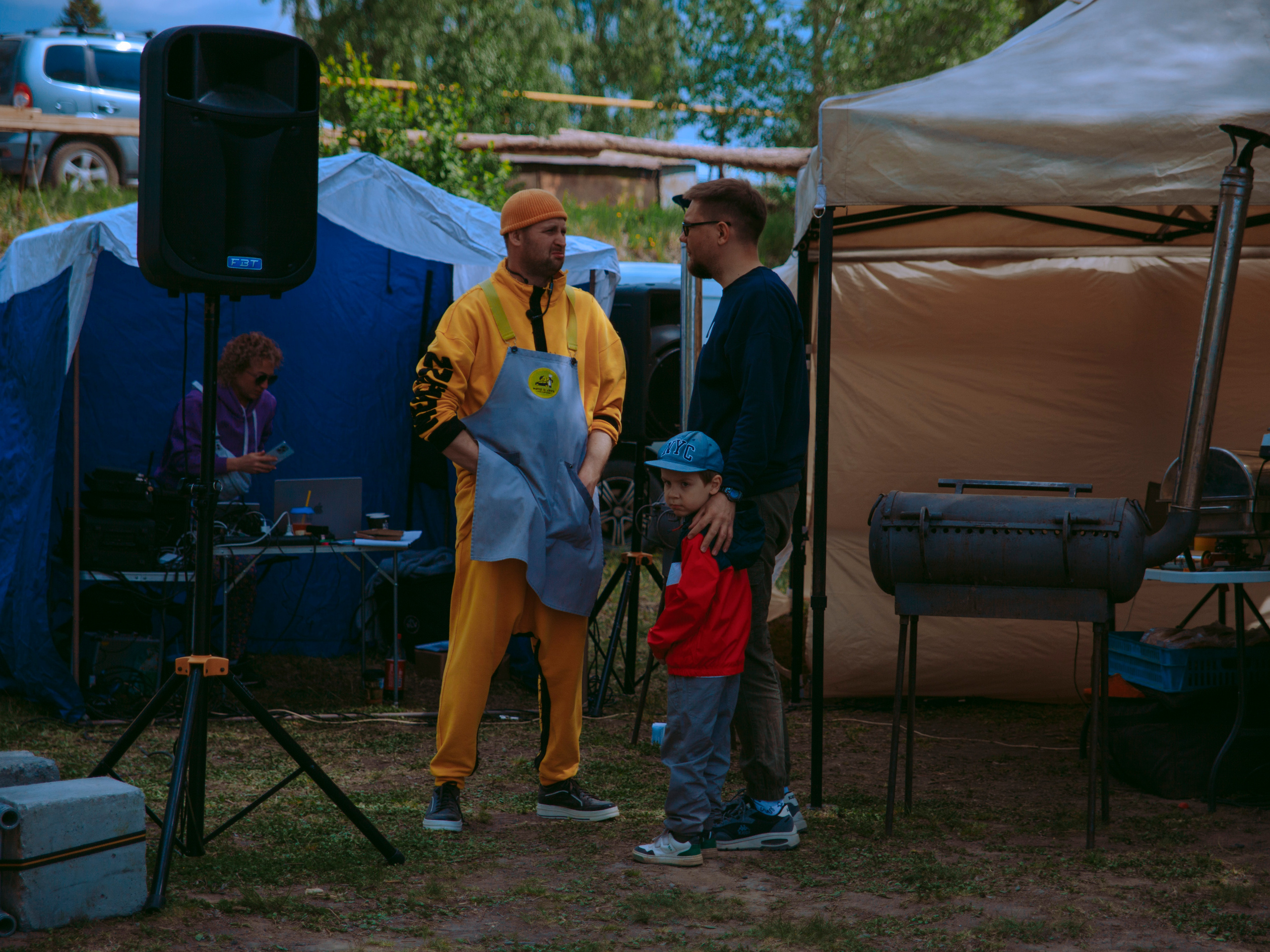 Соревнования и фестиваль по sup-серфингу в Новосибирске.