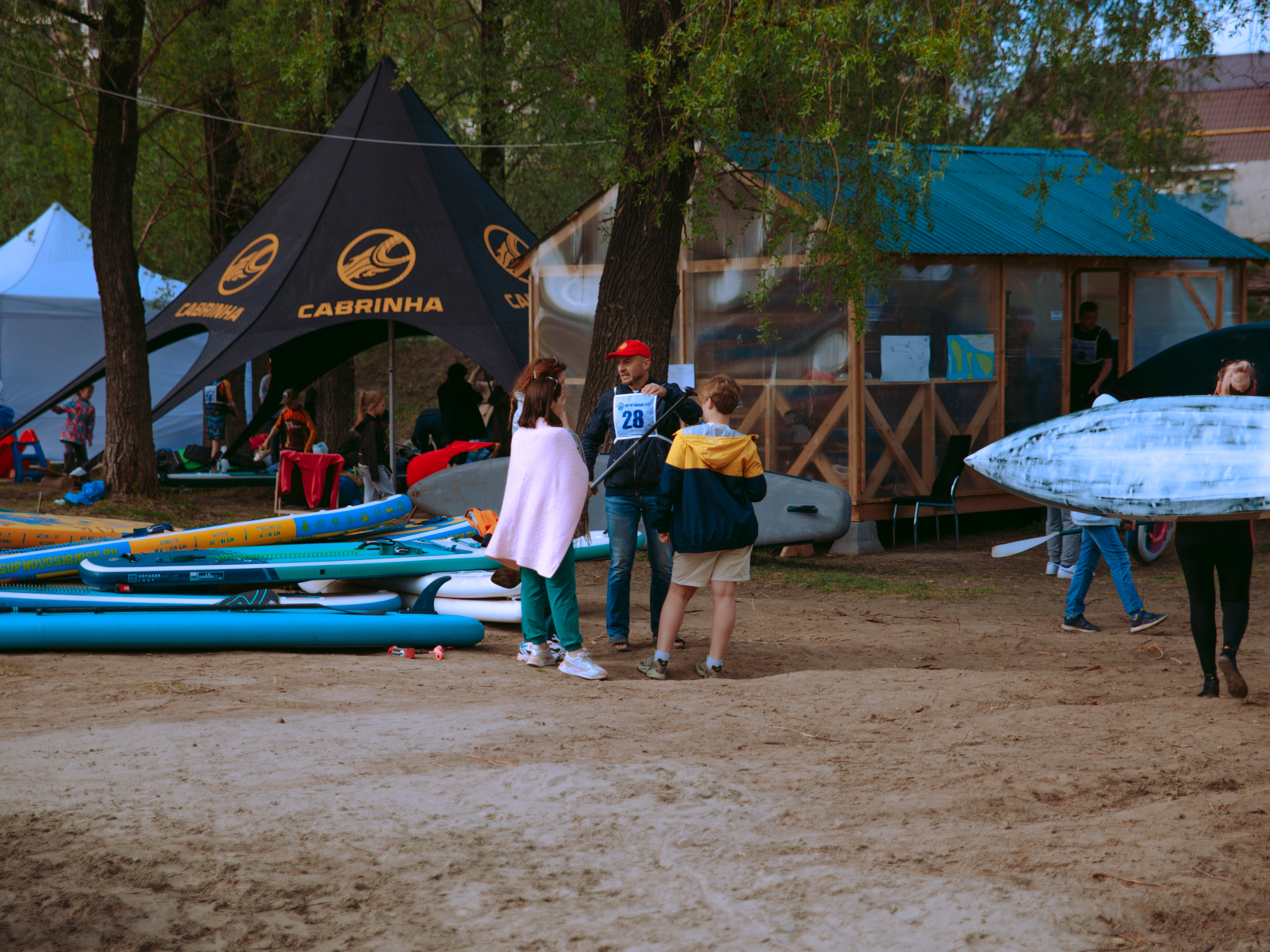 Соревнования по сап-серфингу в Новосибирске.