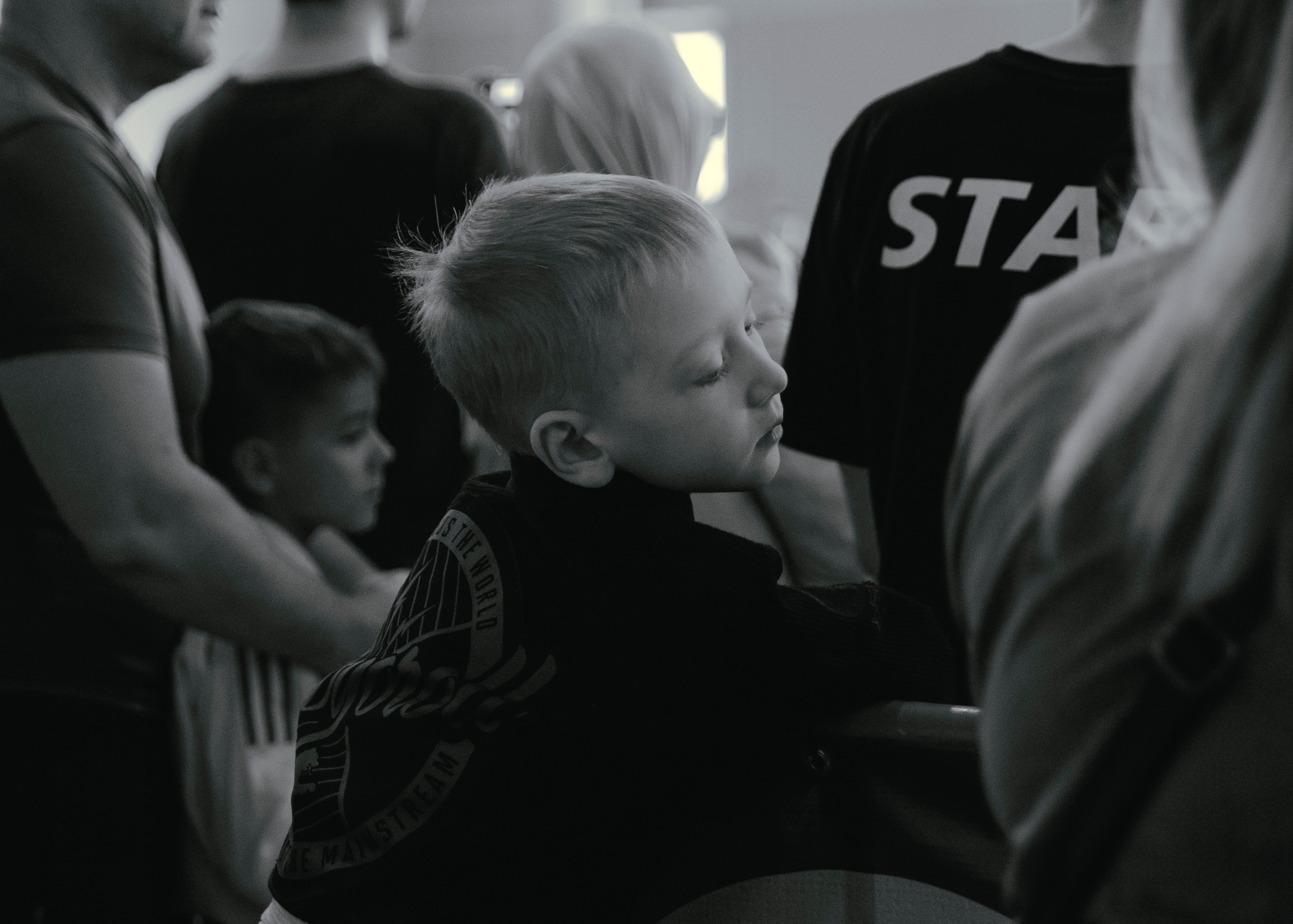 Ребенок на детском турнире по джиу-джитсу.