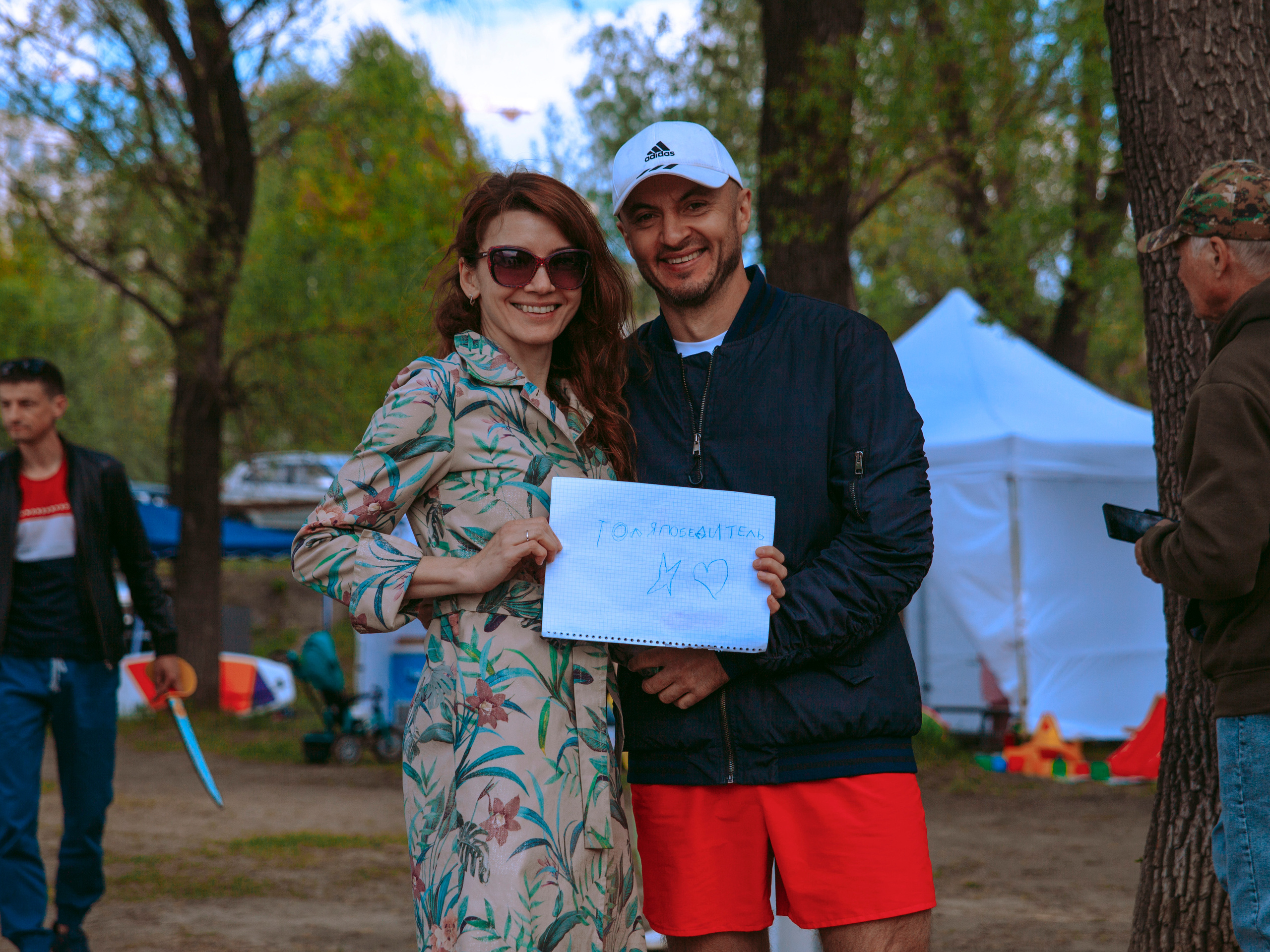 Соревнования и фестиваль по sup-серфингу в Новосибирске.