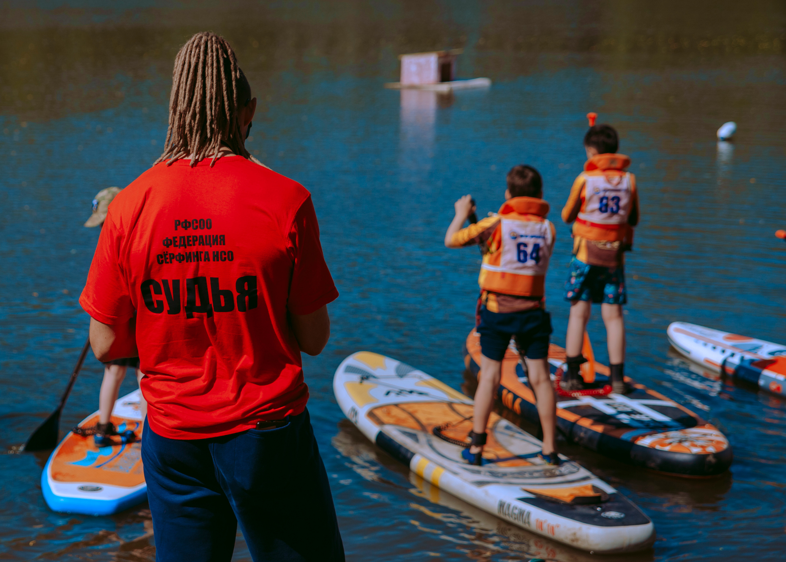 Соревнования и фестиваль по сап-серфингу.