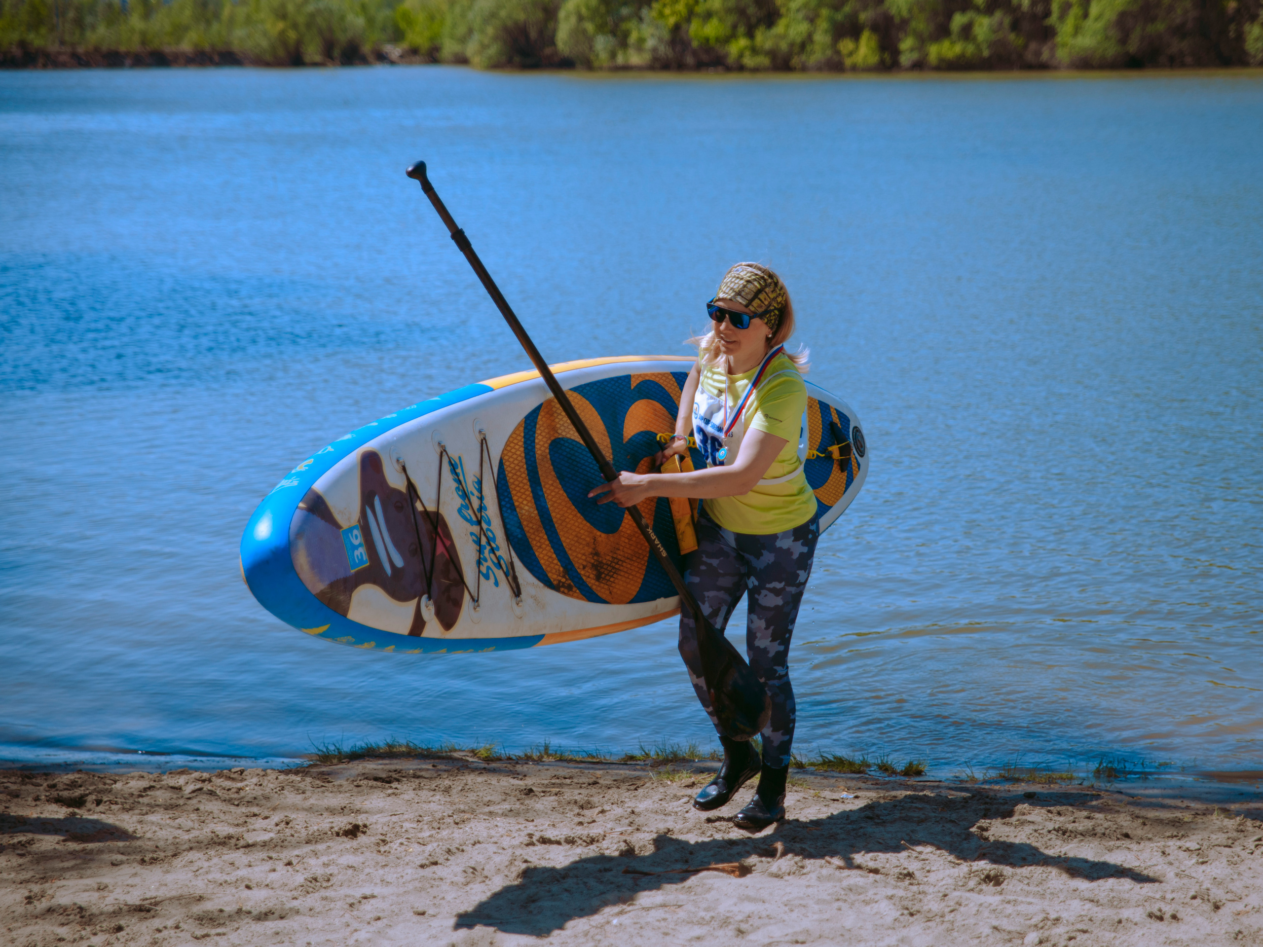 Соревнования и фестиваль по sup-серфингу в Новосибирске.