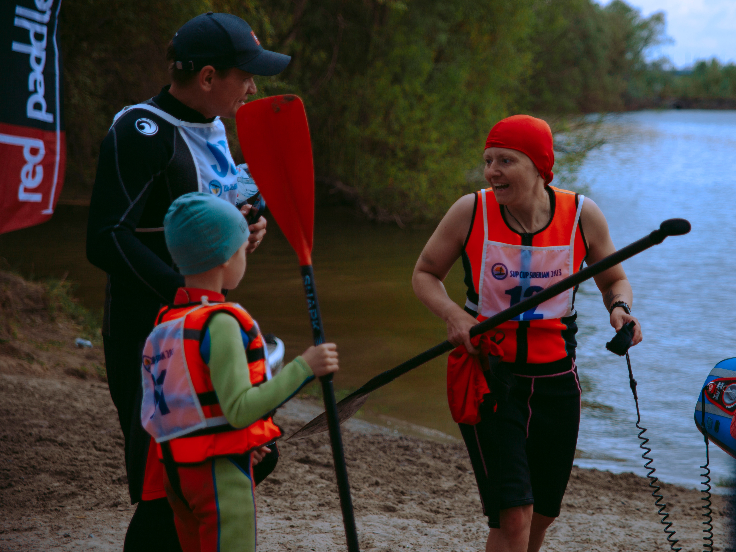 Соревнования по сап-серфингу в Новосибирске.