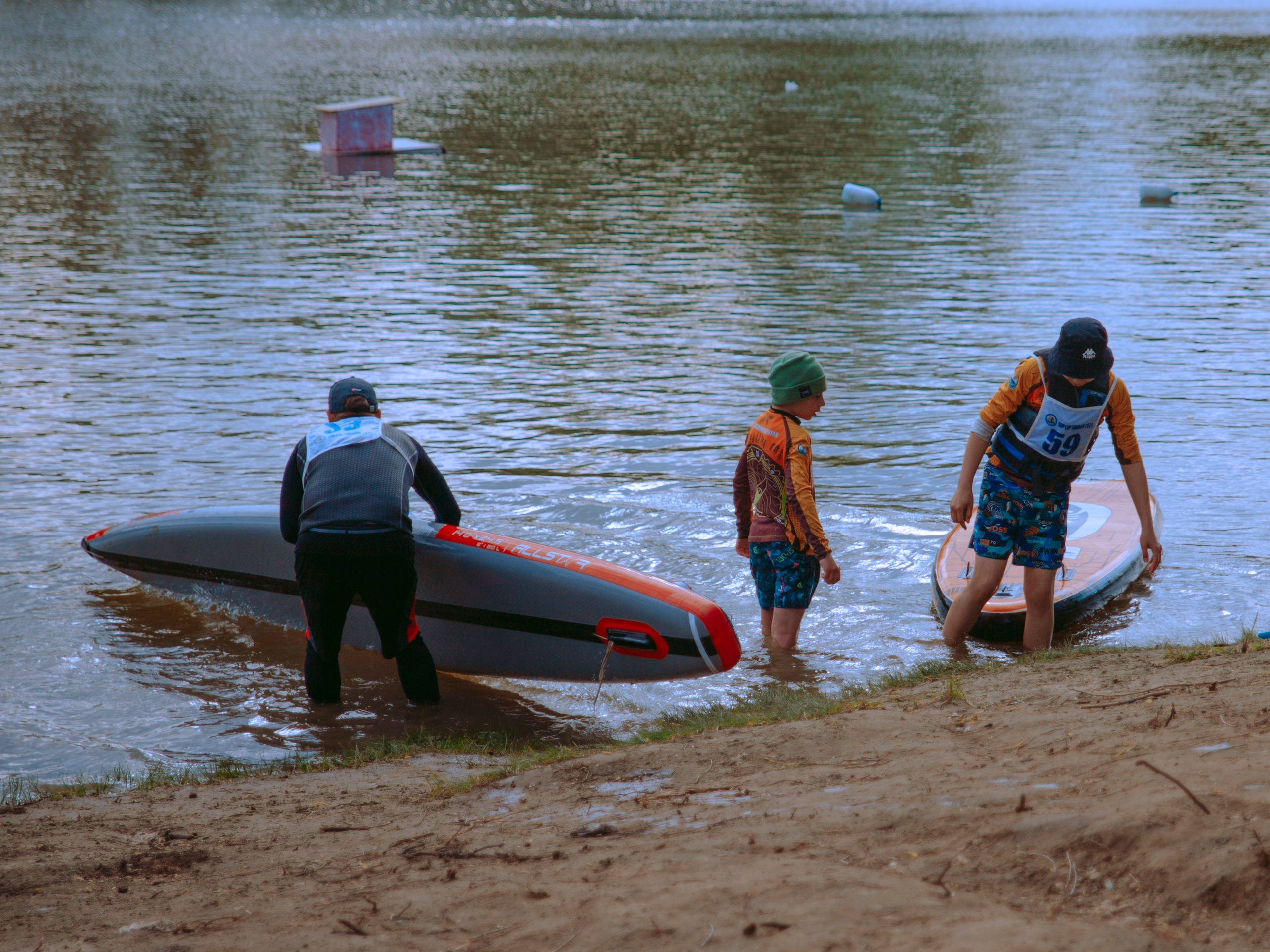 Соревнования по сап-серфингу в Новосибирске.