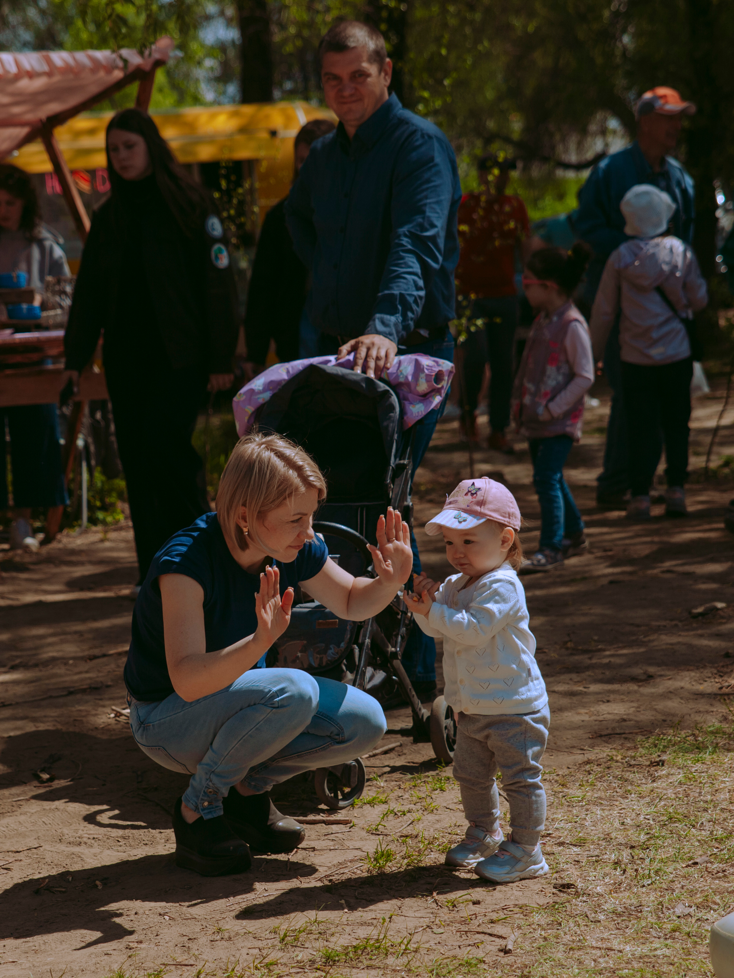 Соревнования и фестиваль по sup-серфингу в Новосибирске.