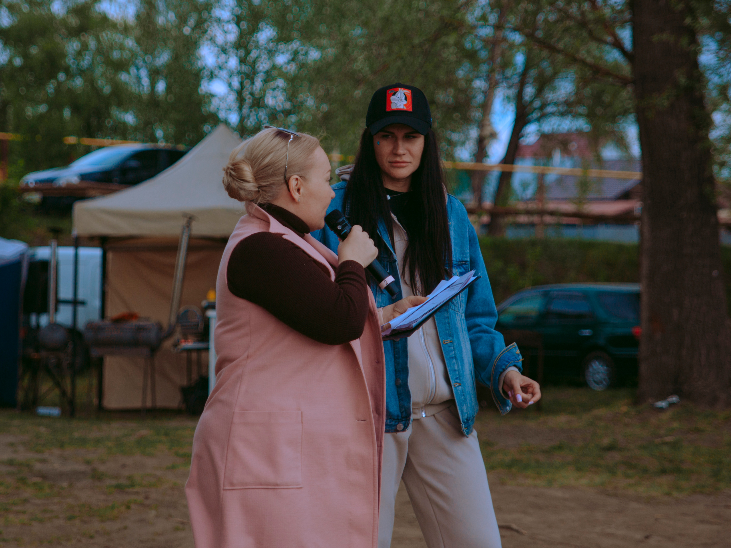 Массовый заплыв на соревнованиях по сапам в Новосибирске.