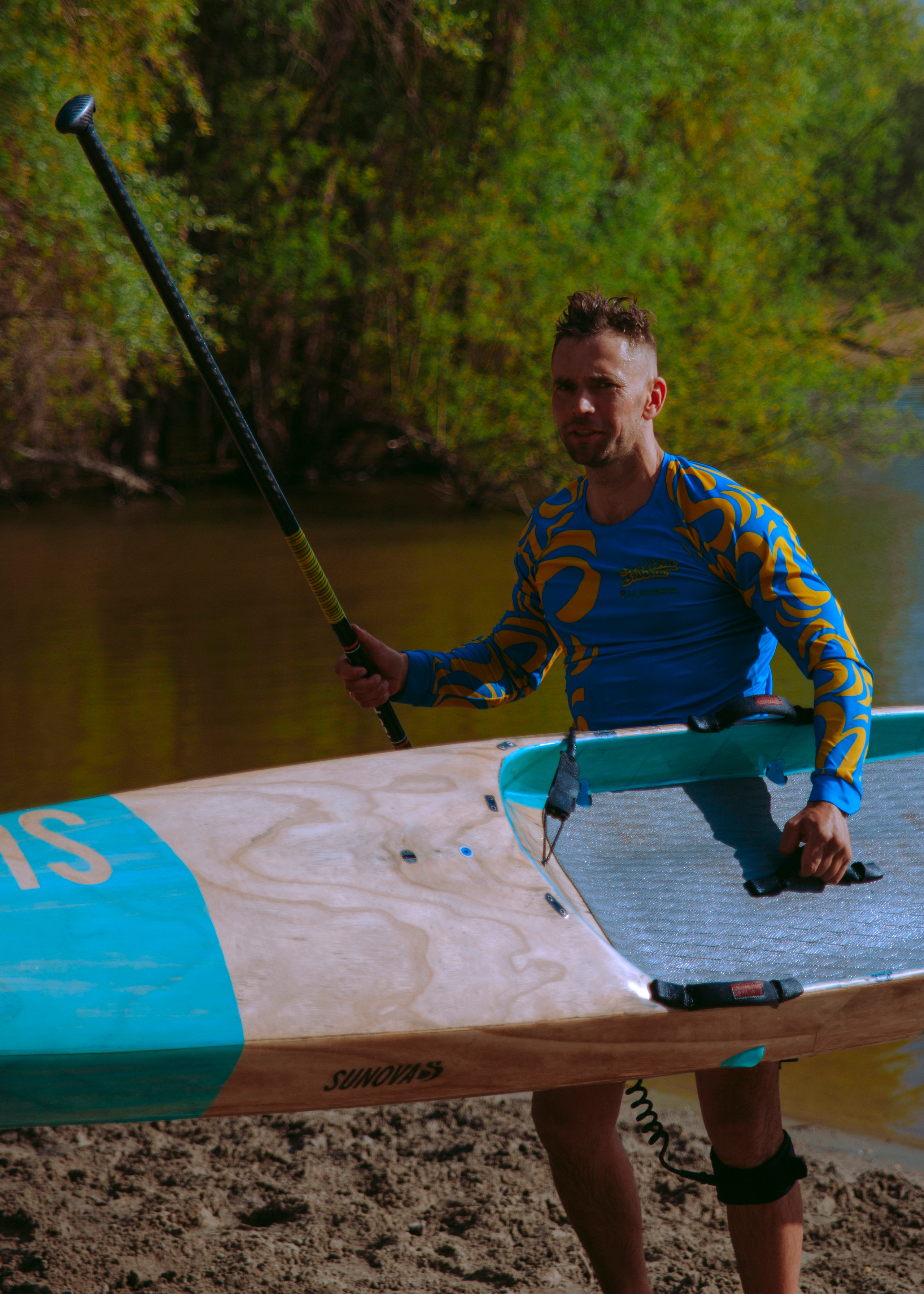 Соревнования по сап-серфингу в Новосибирске.