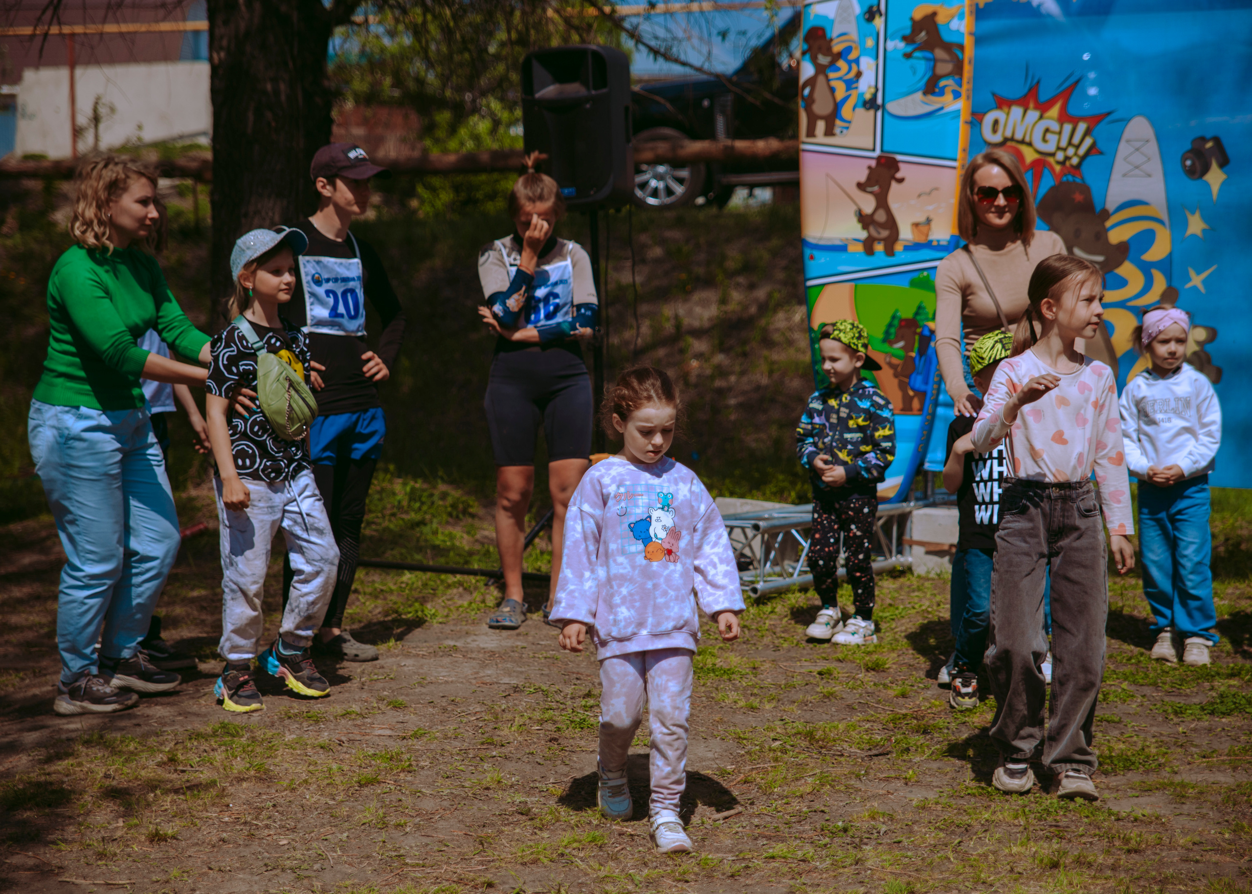 Соревнования и фестиваль по sup-серфингу в Новосибирске.