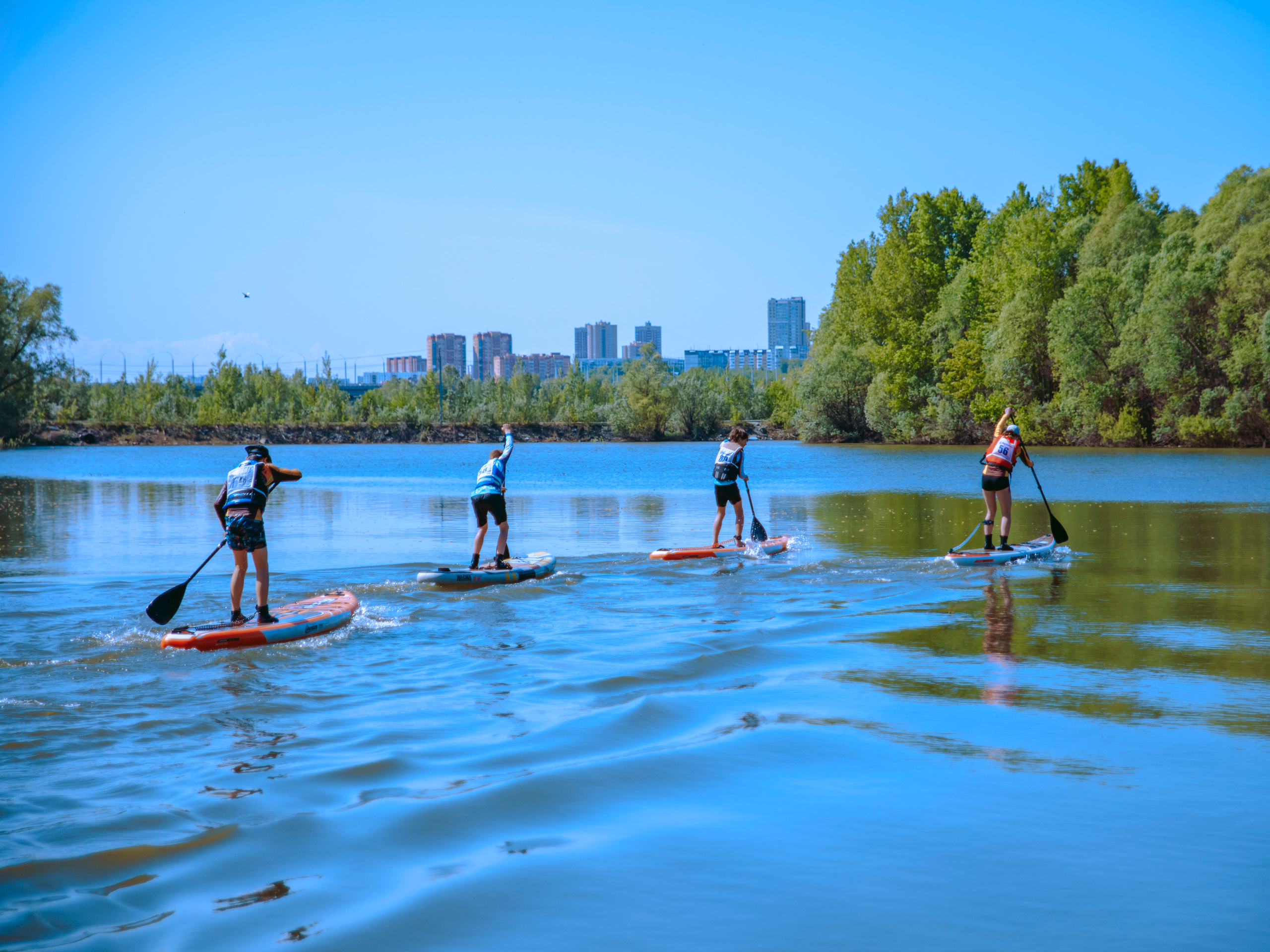 Соревнования и фестиваль по сап-серфингу.