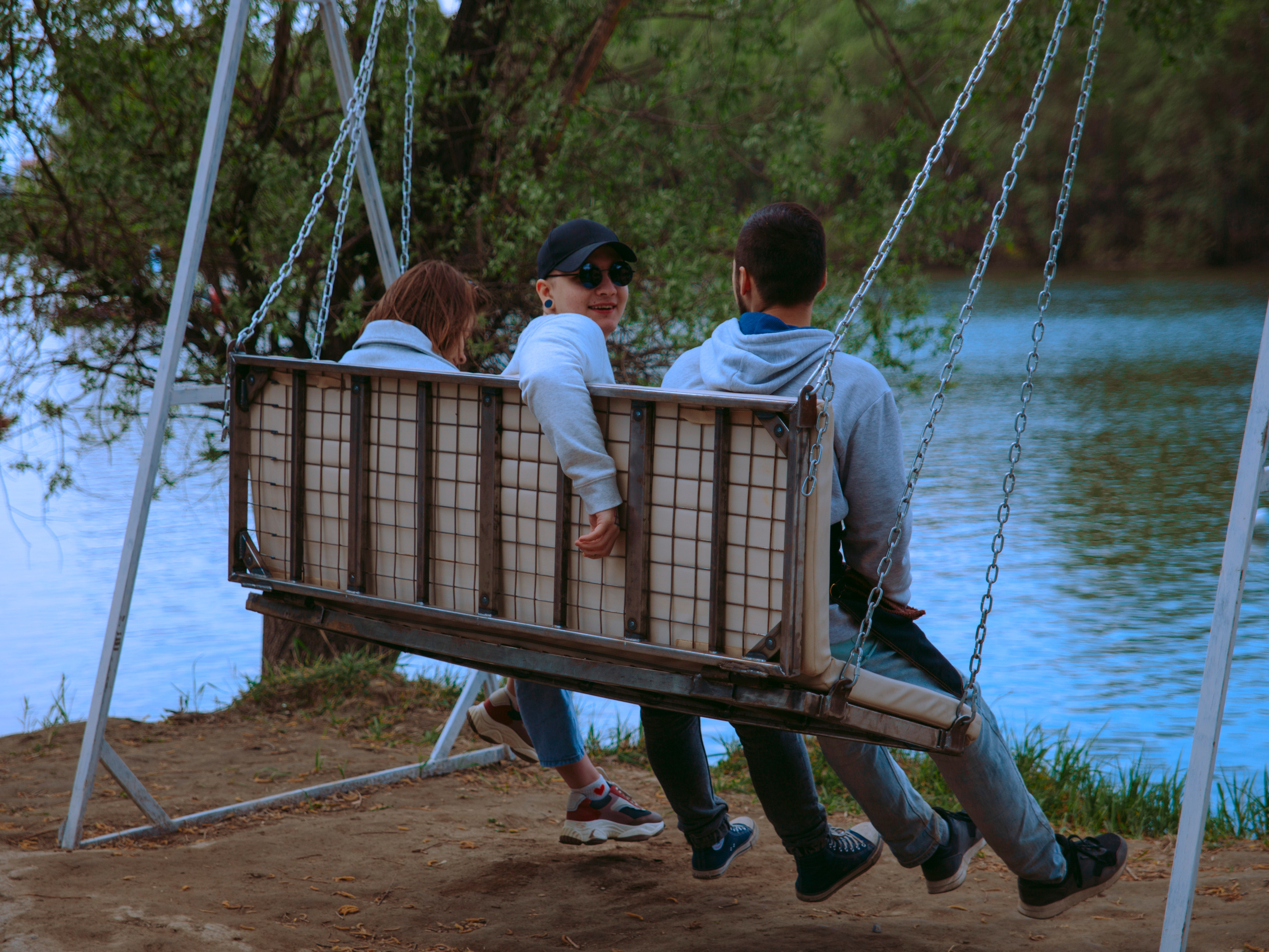 Соревнования и фестиваль по sup-серфингу в Новосибирске.