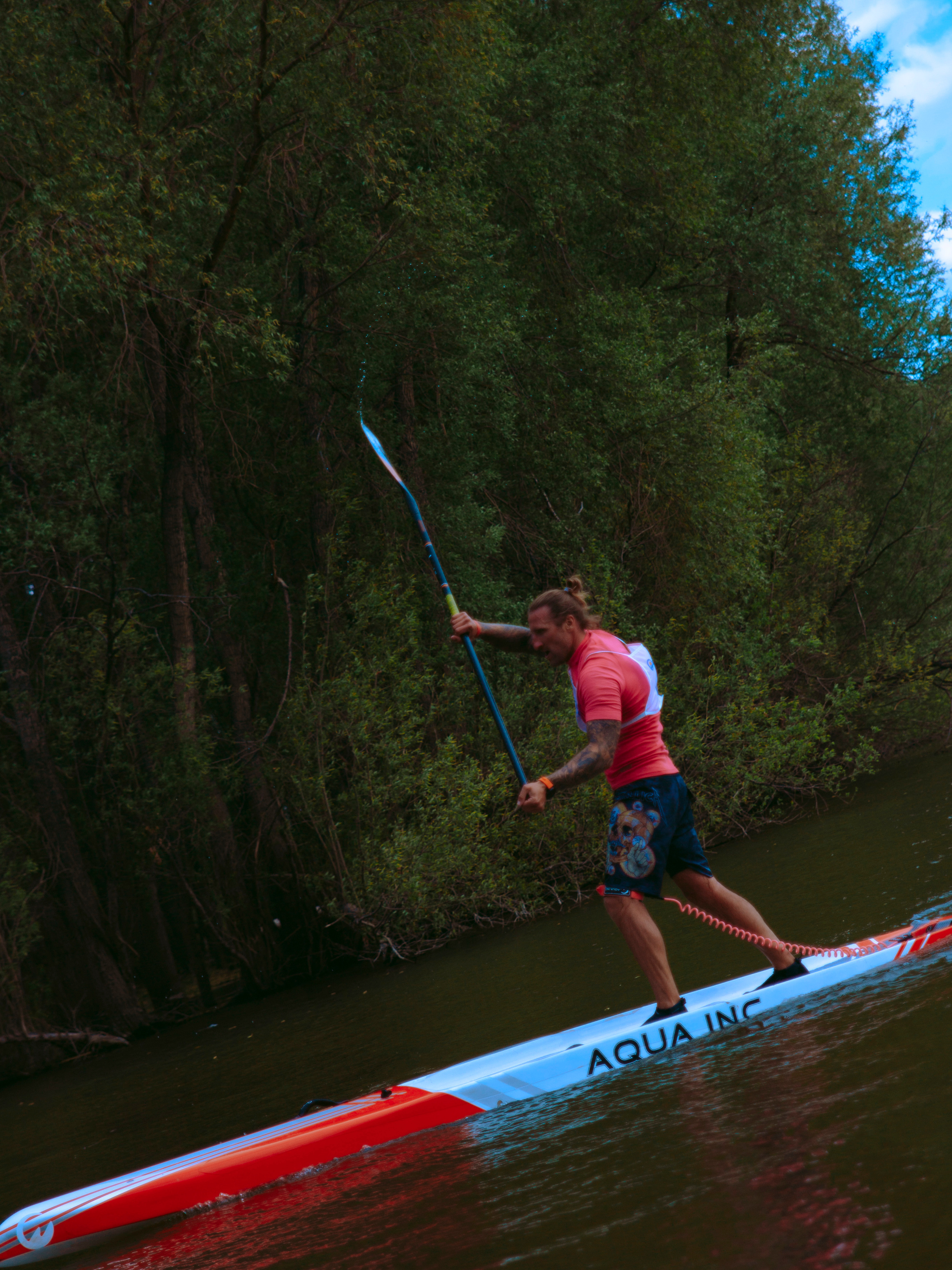 Соревнования по сап-серфингу в Новосибирске.