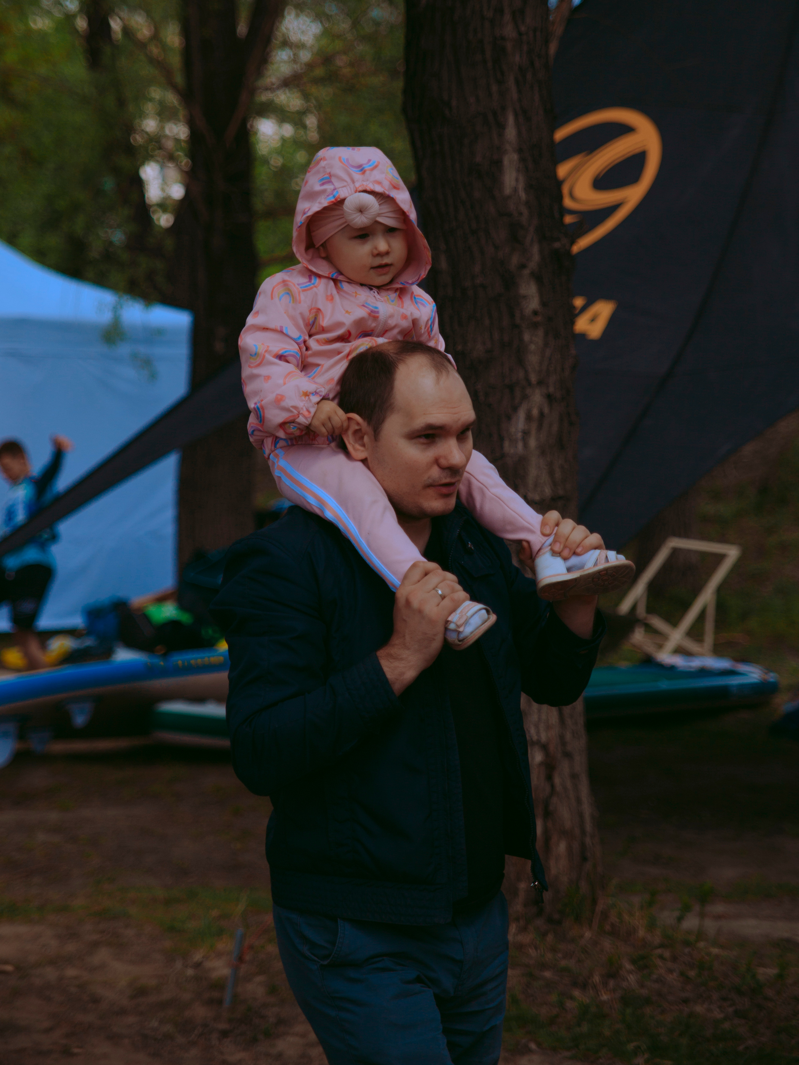 Соревнования и фестиваль по sup-серфингу в Новосибирске.