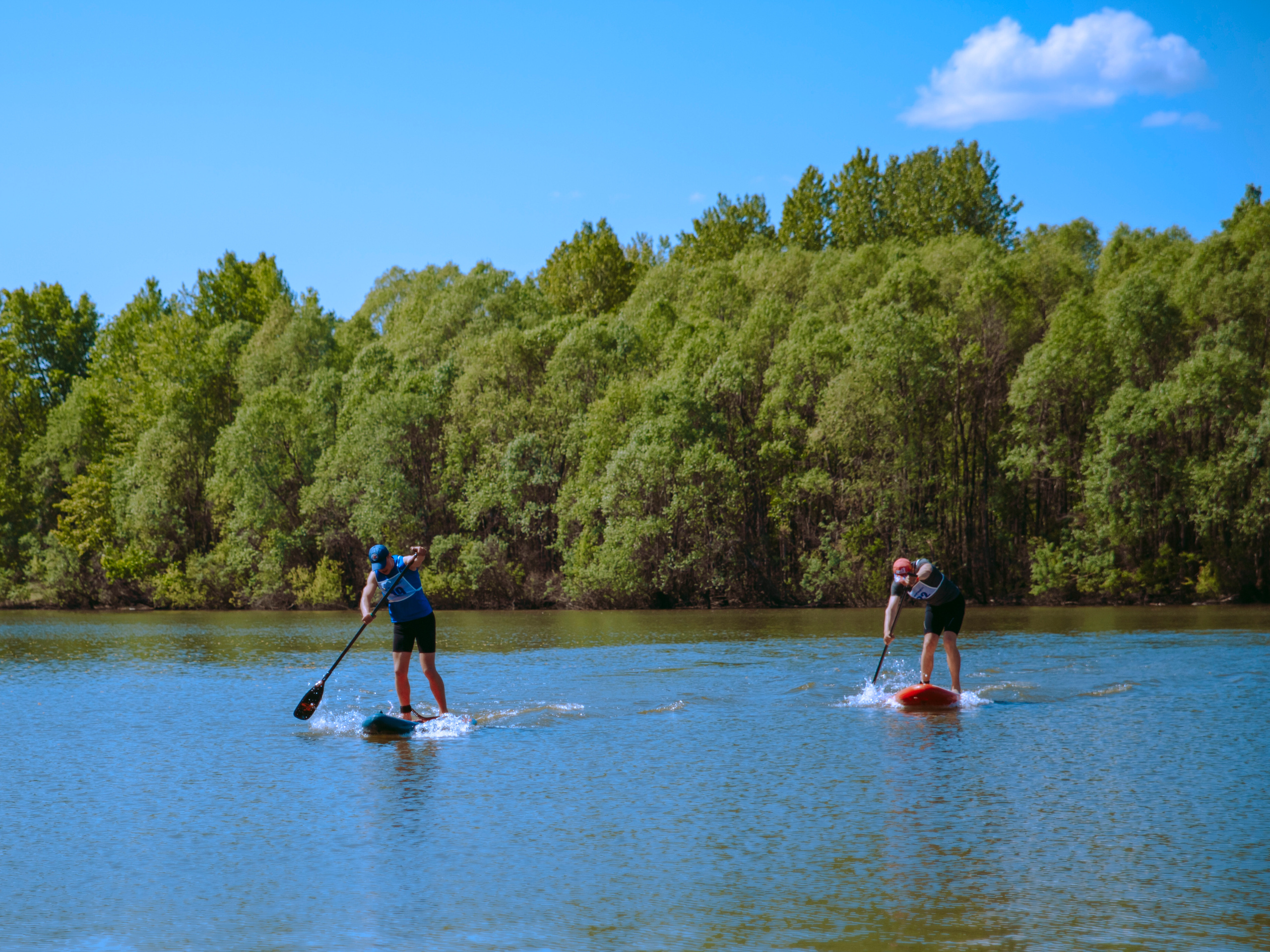 Соревнования и фестиваль по сап-серфингу.
