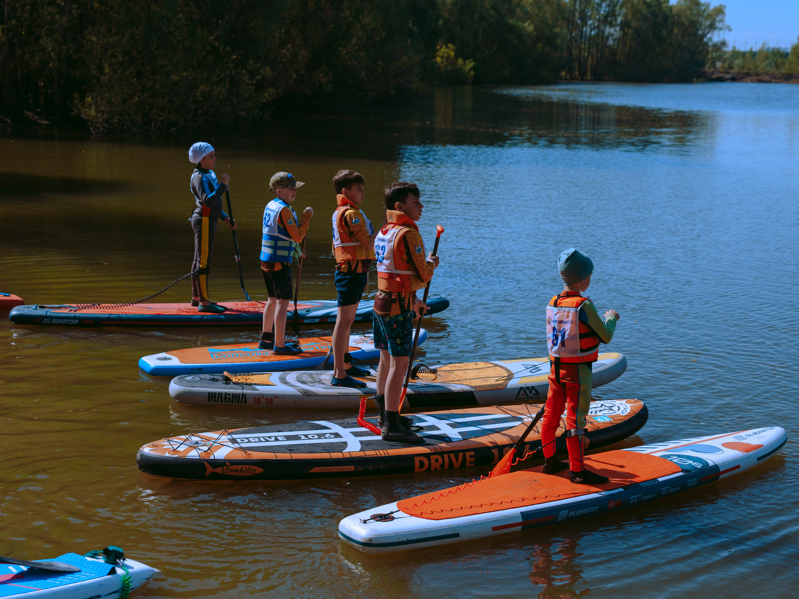 Соревнования и фестиваль по сап-серфингу.