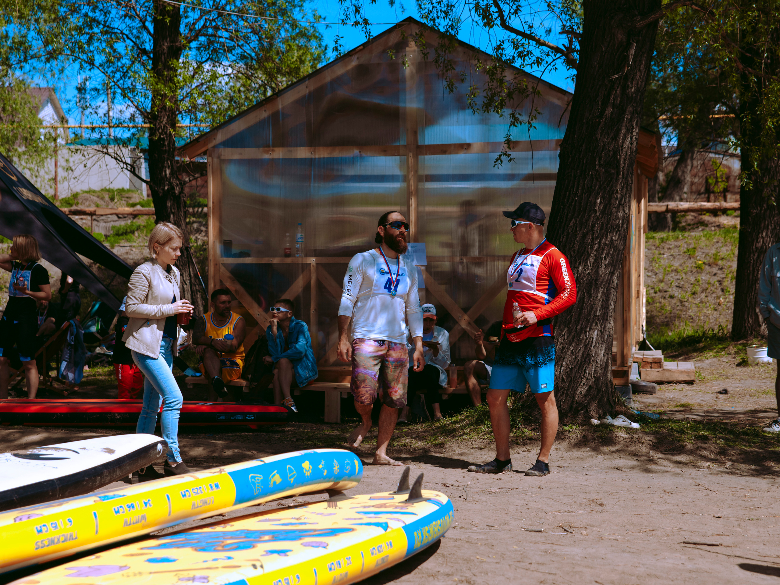 Соревнования и фестиваль по sup-серфингу в Новосибирске.