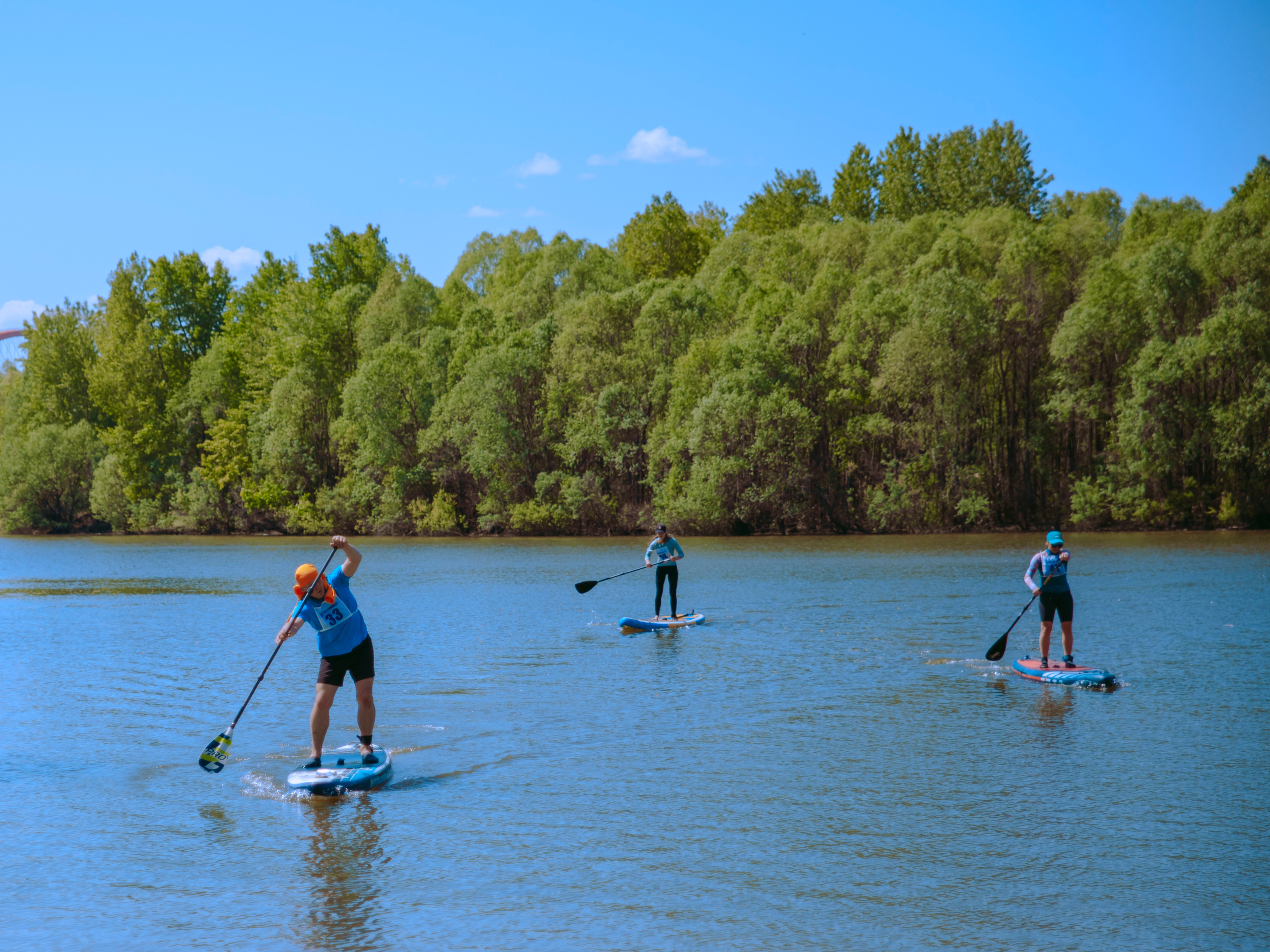 Соревнования и фестиваль по сап-серфингу.