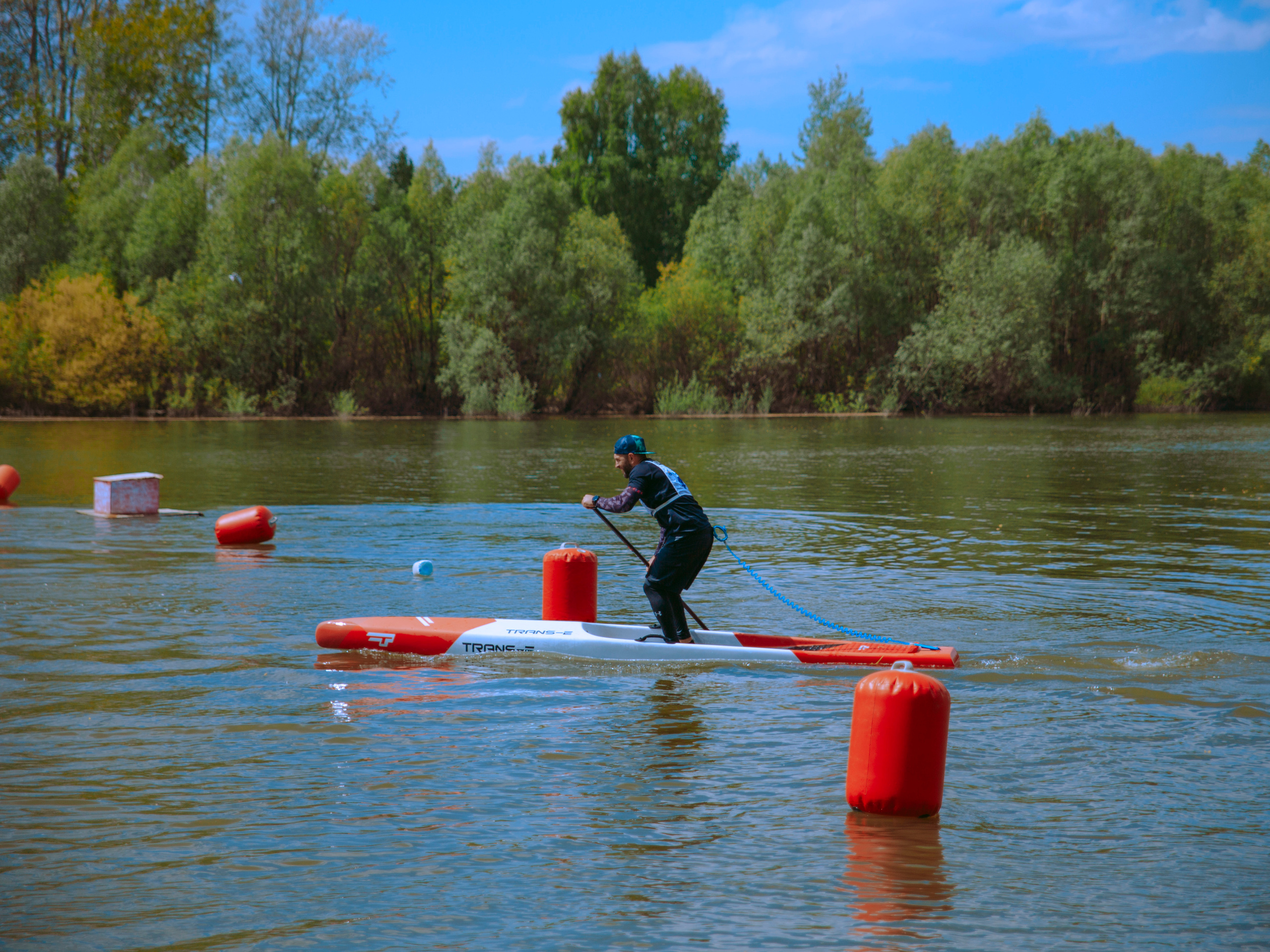 Соревнования и фестиваль по sup-серфингу в Новосибирске.