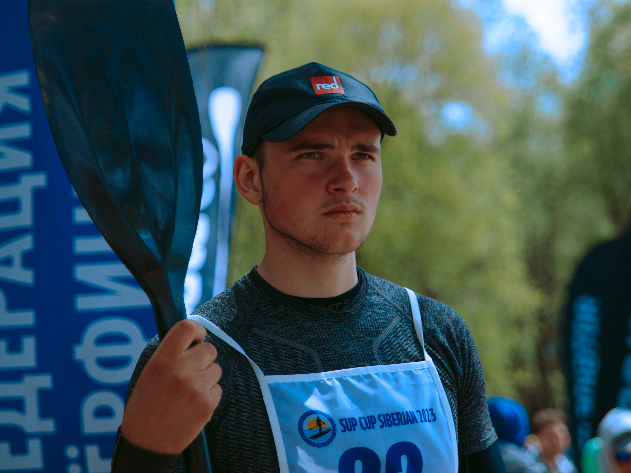 Соревнования и фестиваль по sup-серфингу в Новосибирске.