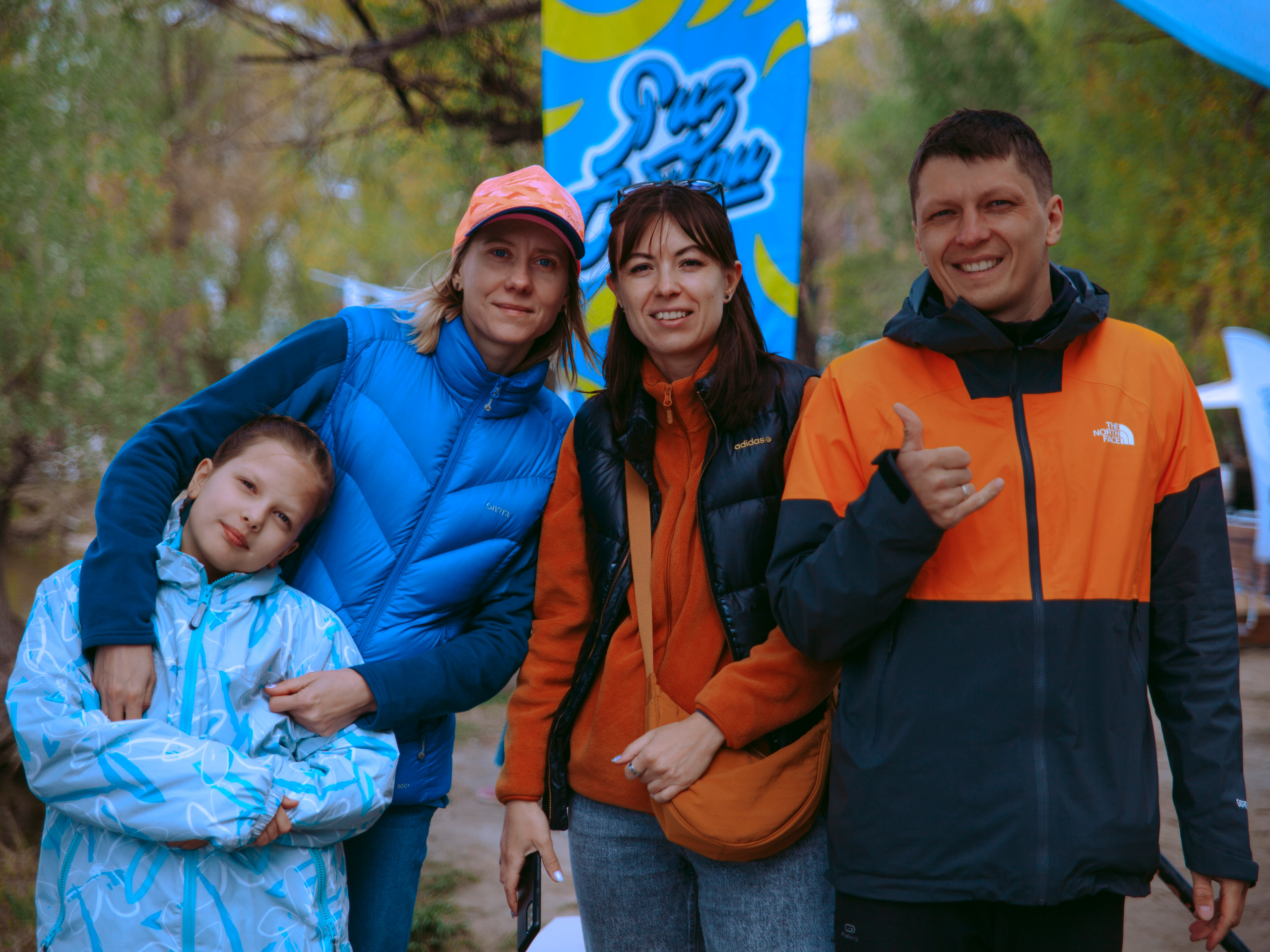 Соревнования и фестиваль по sup-серфингу в Новосибирске.