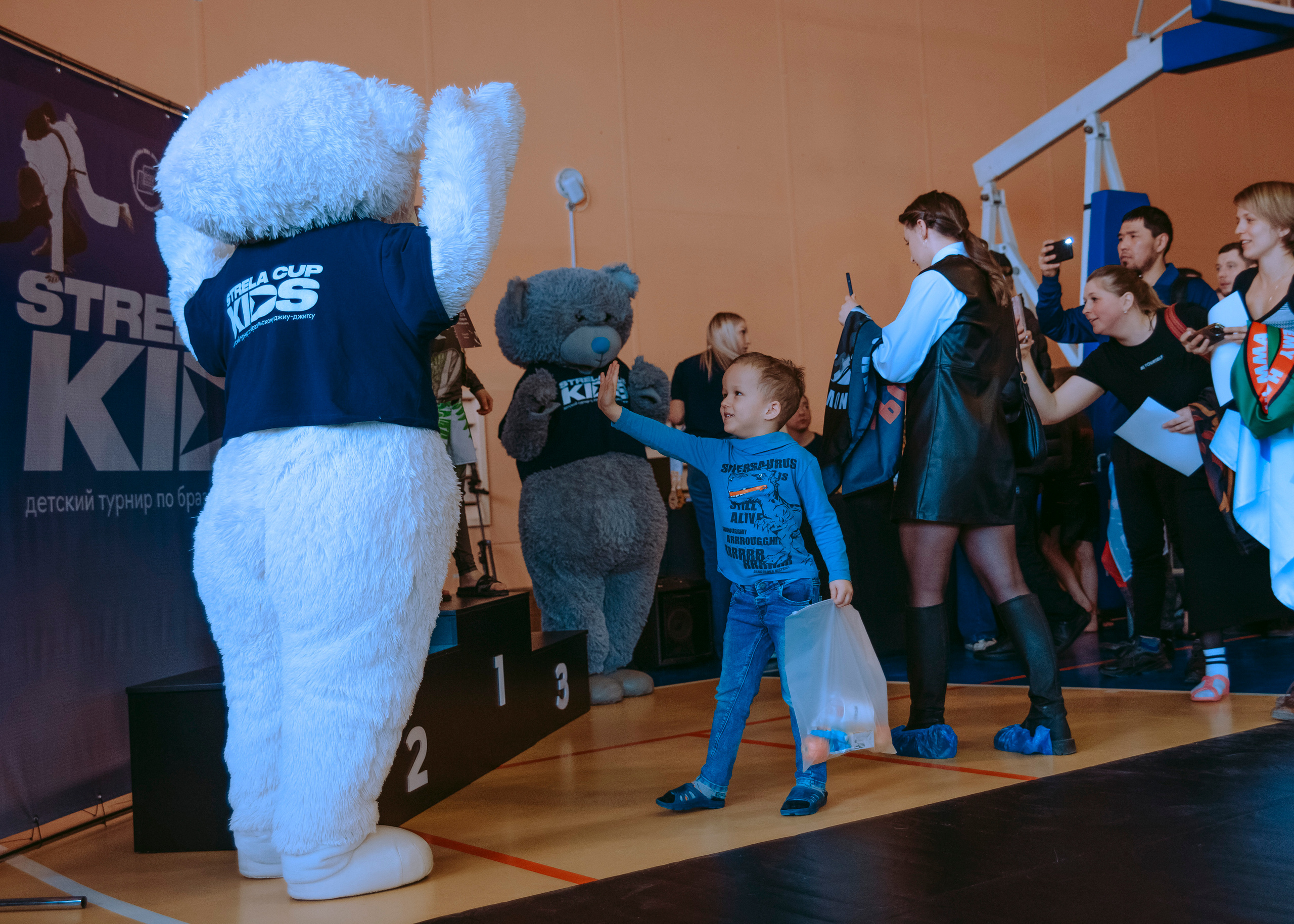 Детские соревнования по джиу-джитсу без кимоно no gi.