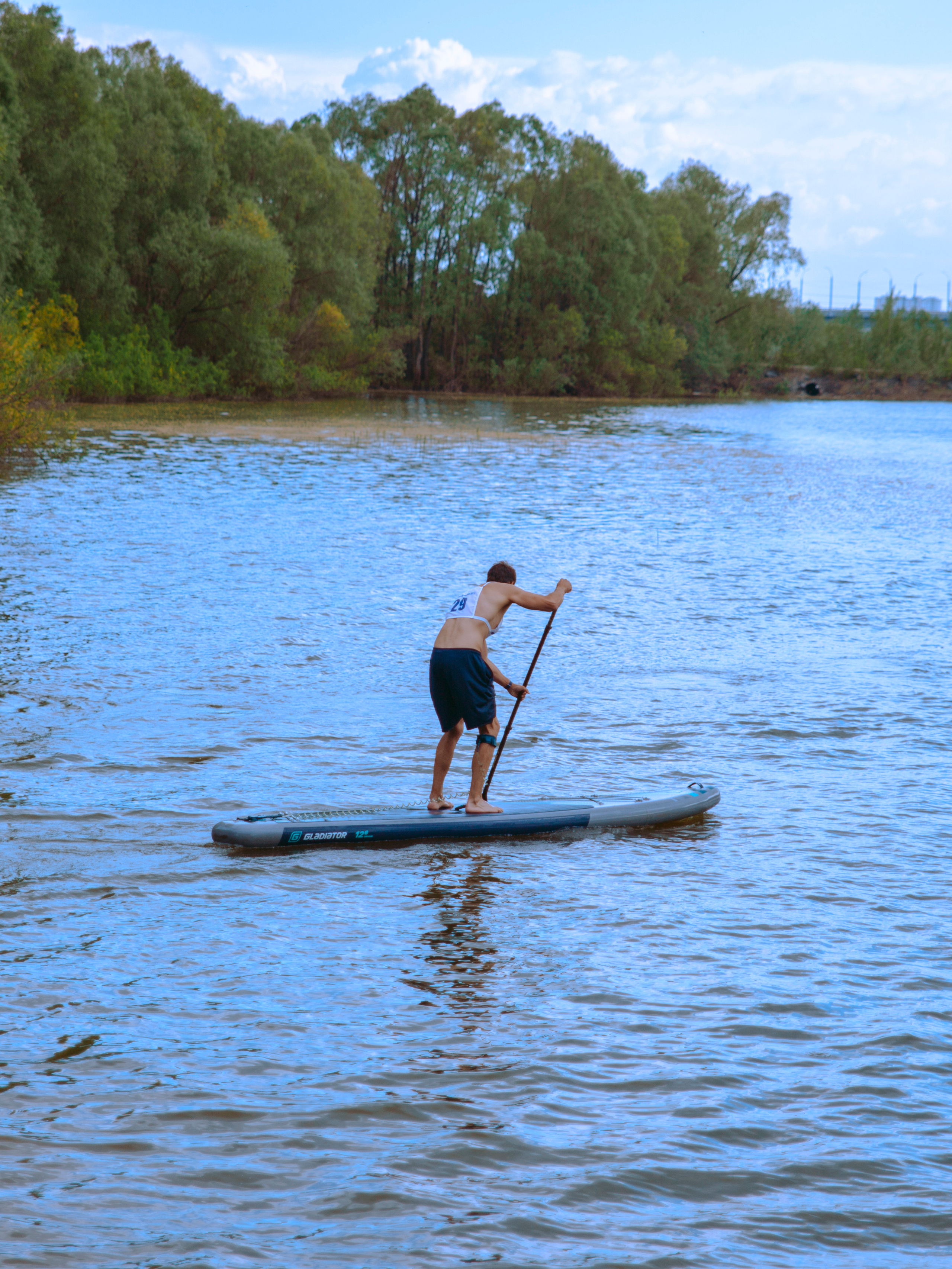 Соревнования по сап-серфингу в Новосибирске.