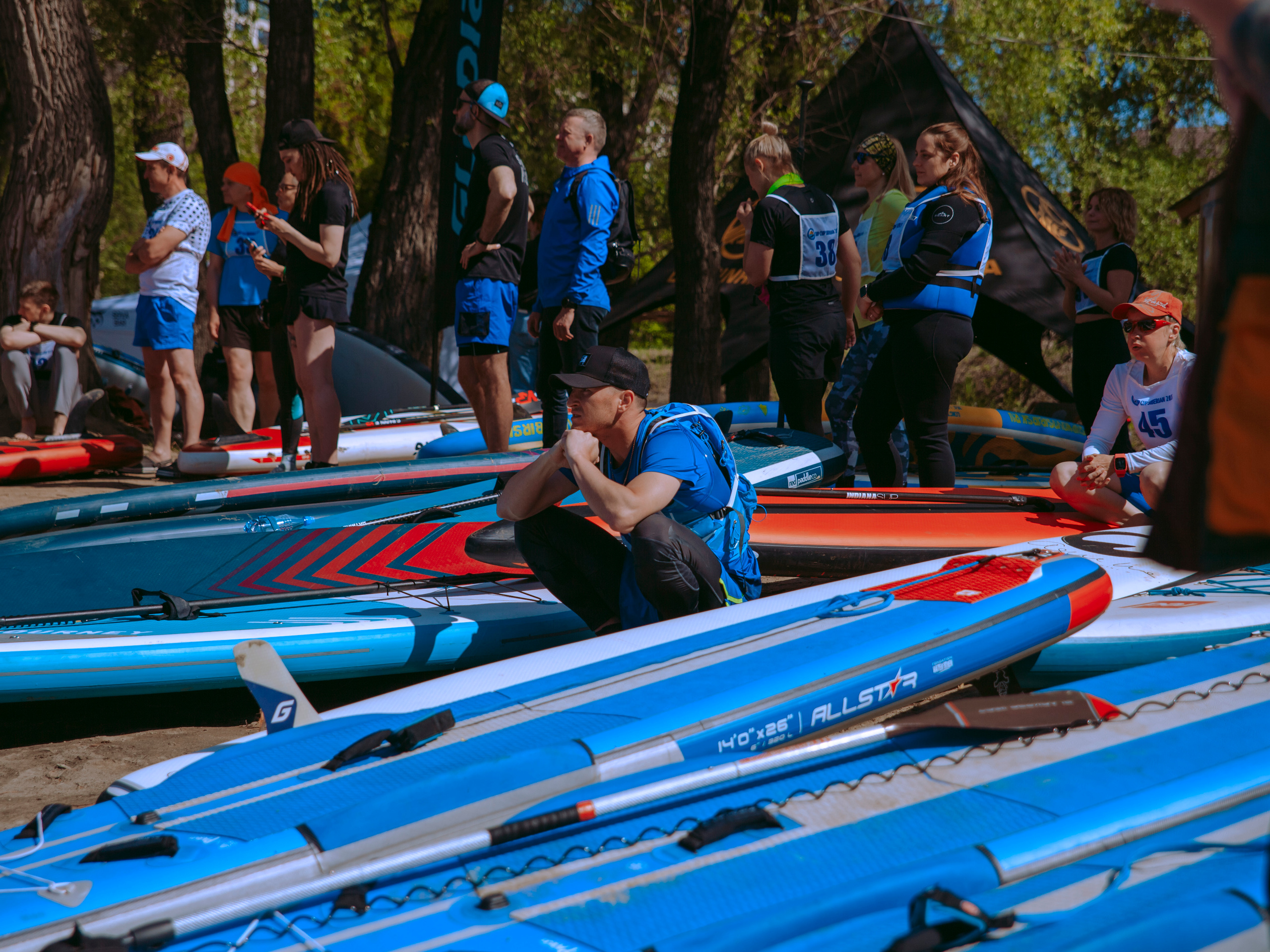 Соревнования и фестиваль по сап-серфингу.