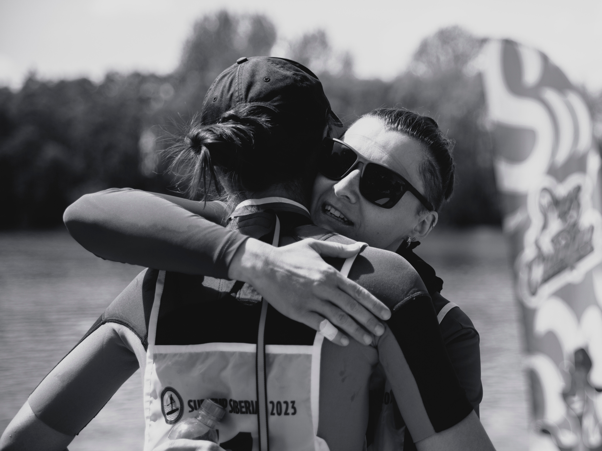 Соревнования и фестиваль по sup-серфингу в Новосибирске.