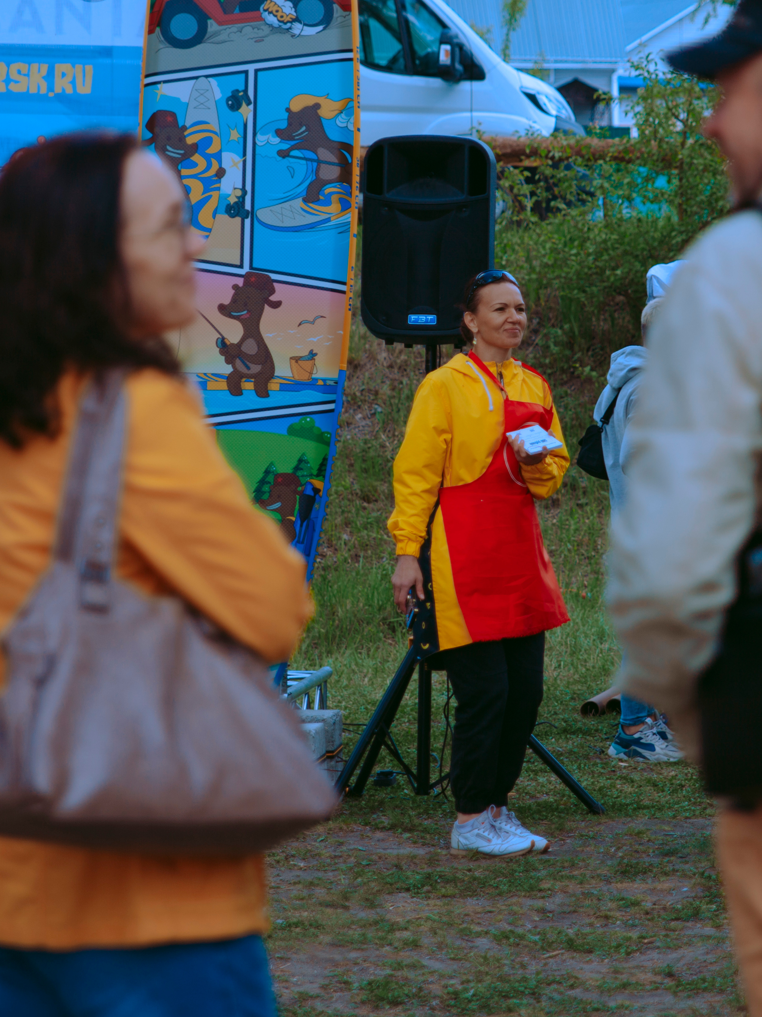 Соревнования и фестиваль по sup-серфингу в Новосибирске.