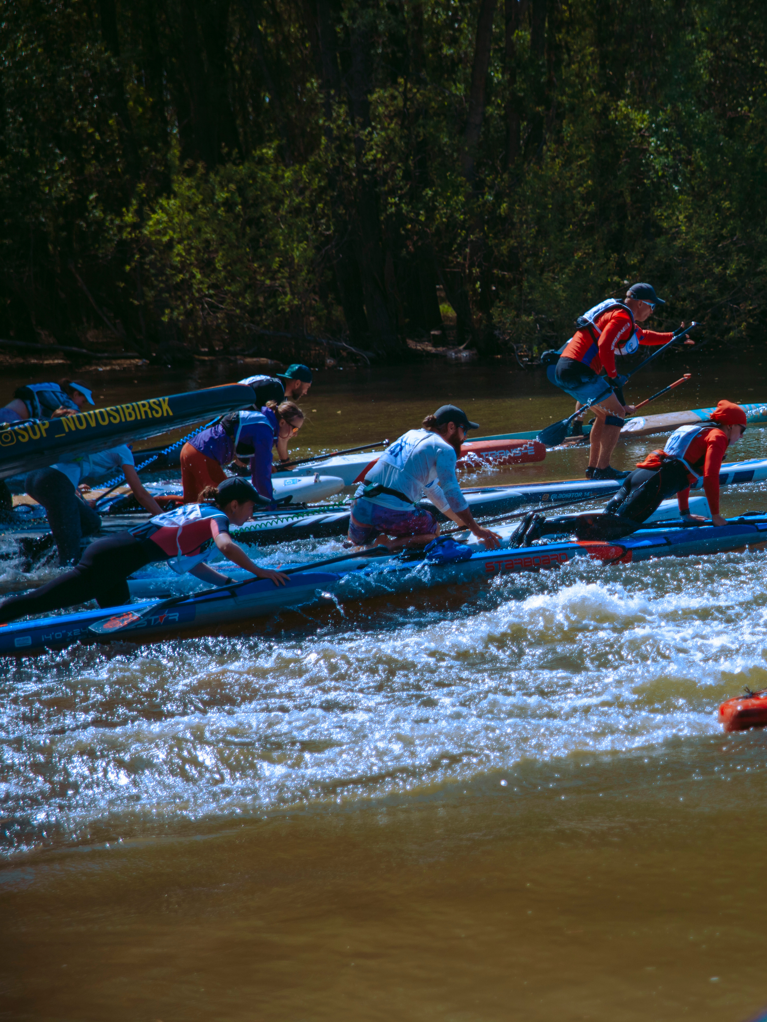 Соревнования и фестиваль по сап-серфингу.