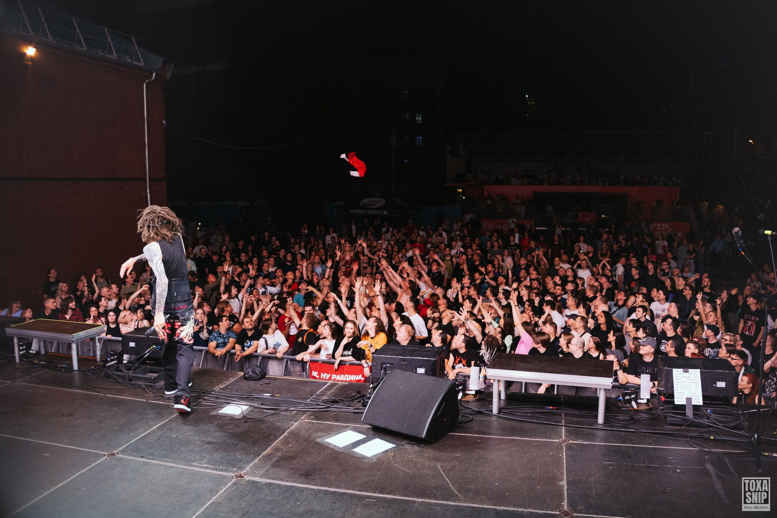 Концерт группы СЛОТ / ОЛДСКУЛЫ СВЕЛО в Москве. Toxasnip Photo | Anton Maslenkin