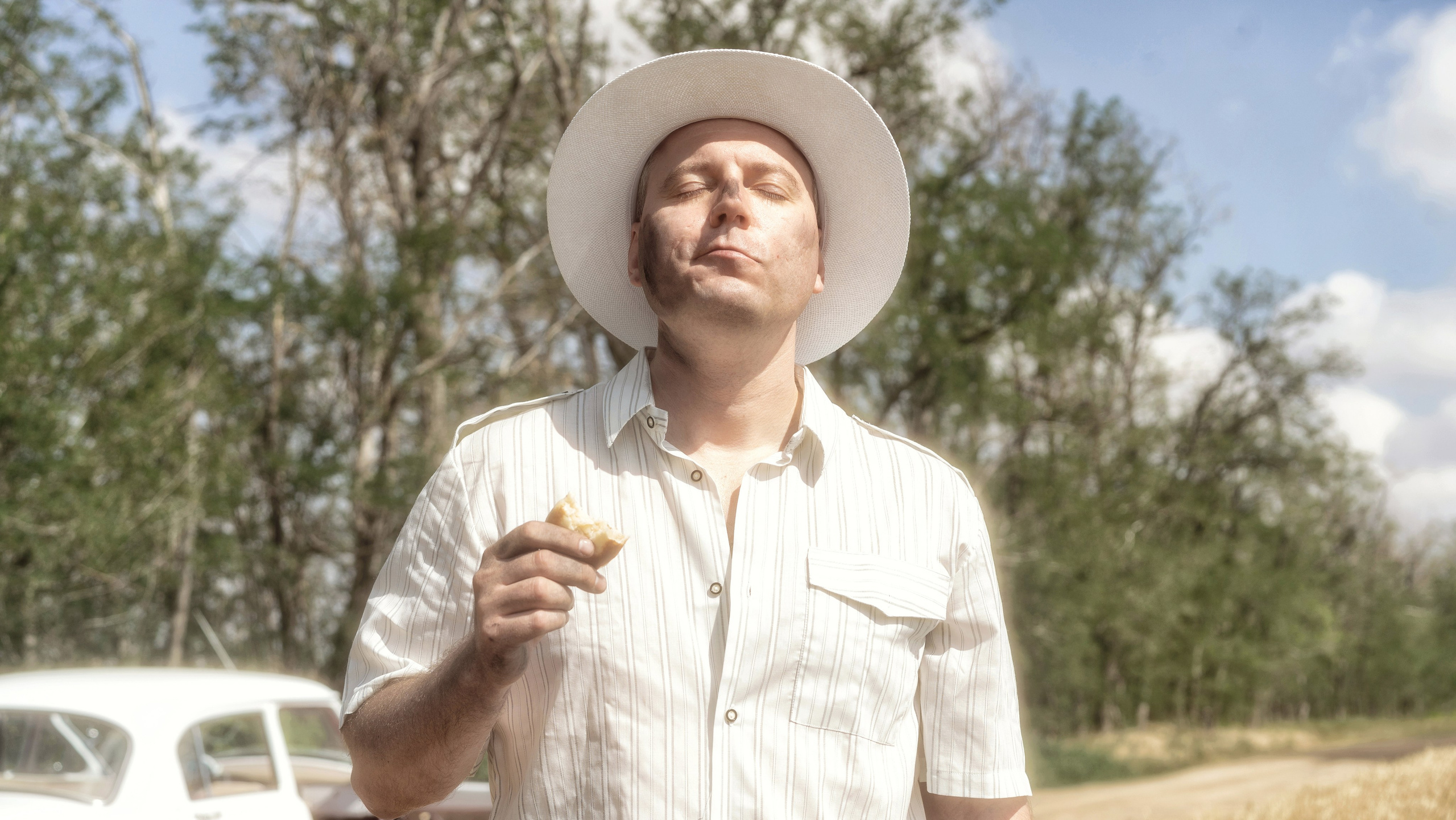 Папа купил автомобиль. Фотохудожник и фоторежиссёр Евгения Будякова