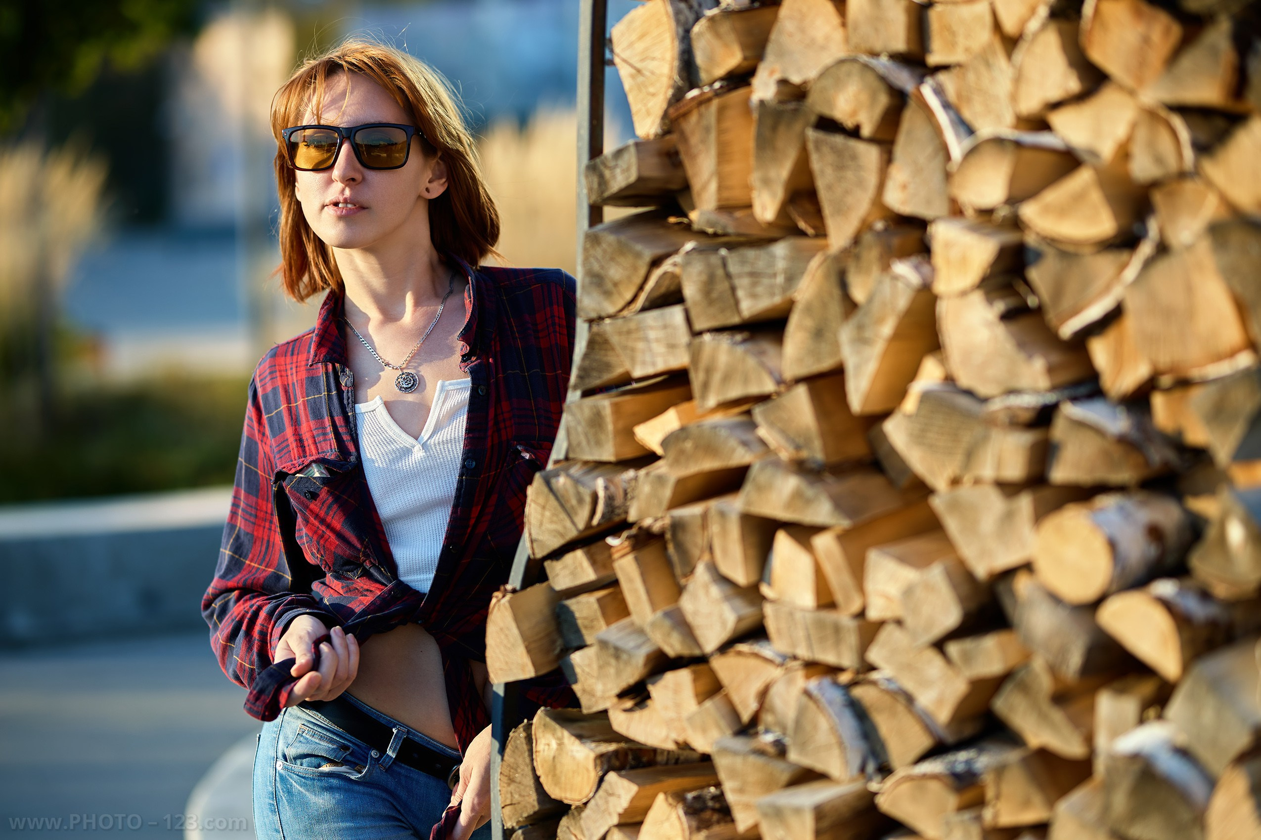 Stylish Redhead Woman in Urban Autumn, Nizhny Novgorod. Photographer, Retoucher & Graphic Designer @photo123pro