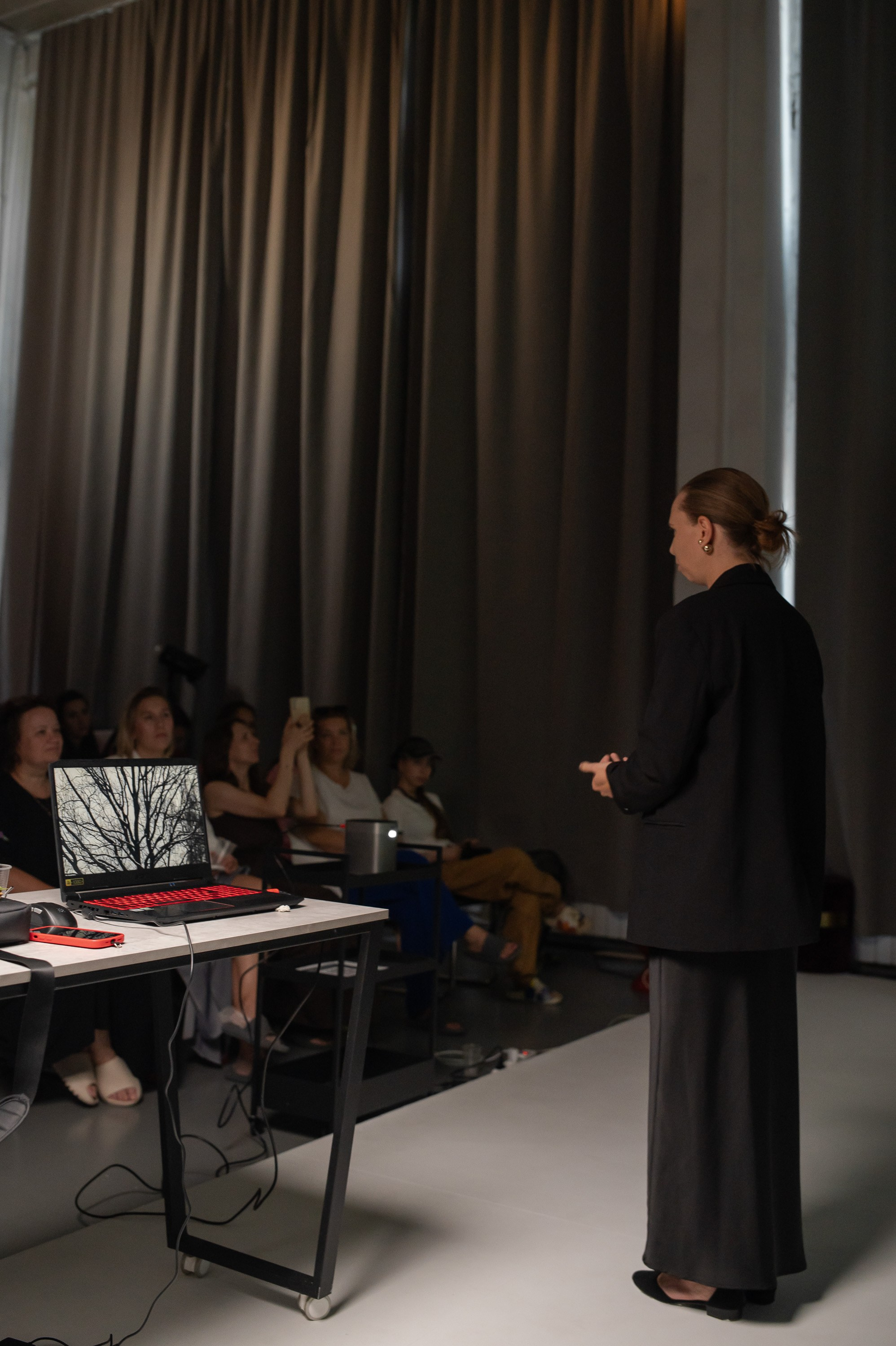 Фотопоказ «Каркас». Ксю Галиасфарова — Фотограф Казань