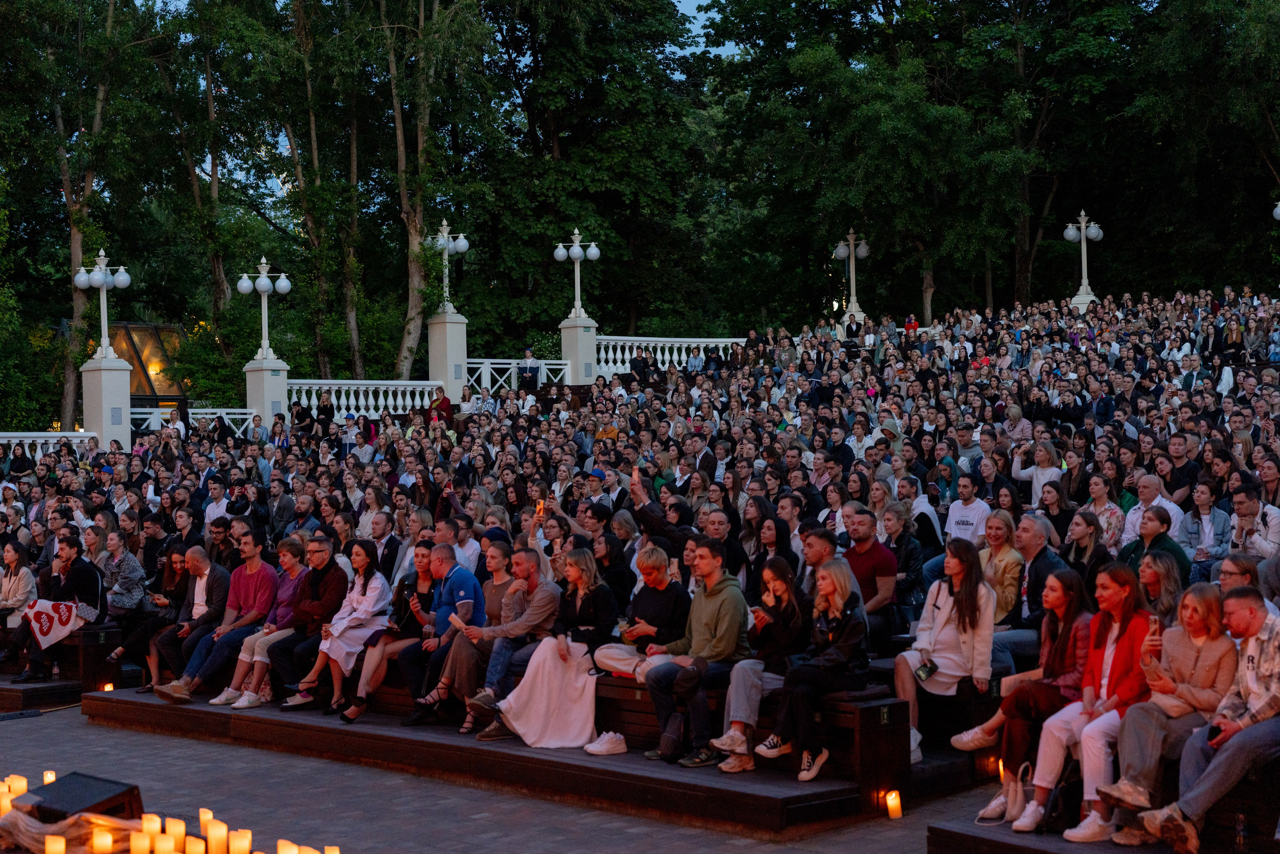 Симфонический оркестр Lumisfera при свечах. Фотограф Никита Комаров