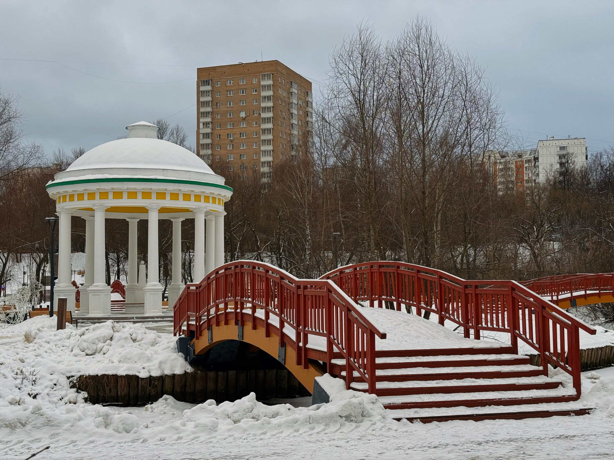 Фотопоток. Проект «Фотокладовка»: блог уличной фотографии в формате street photo