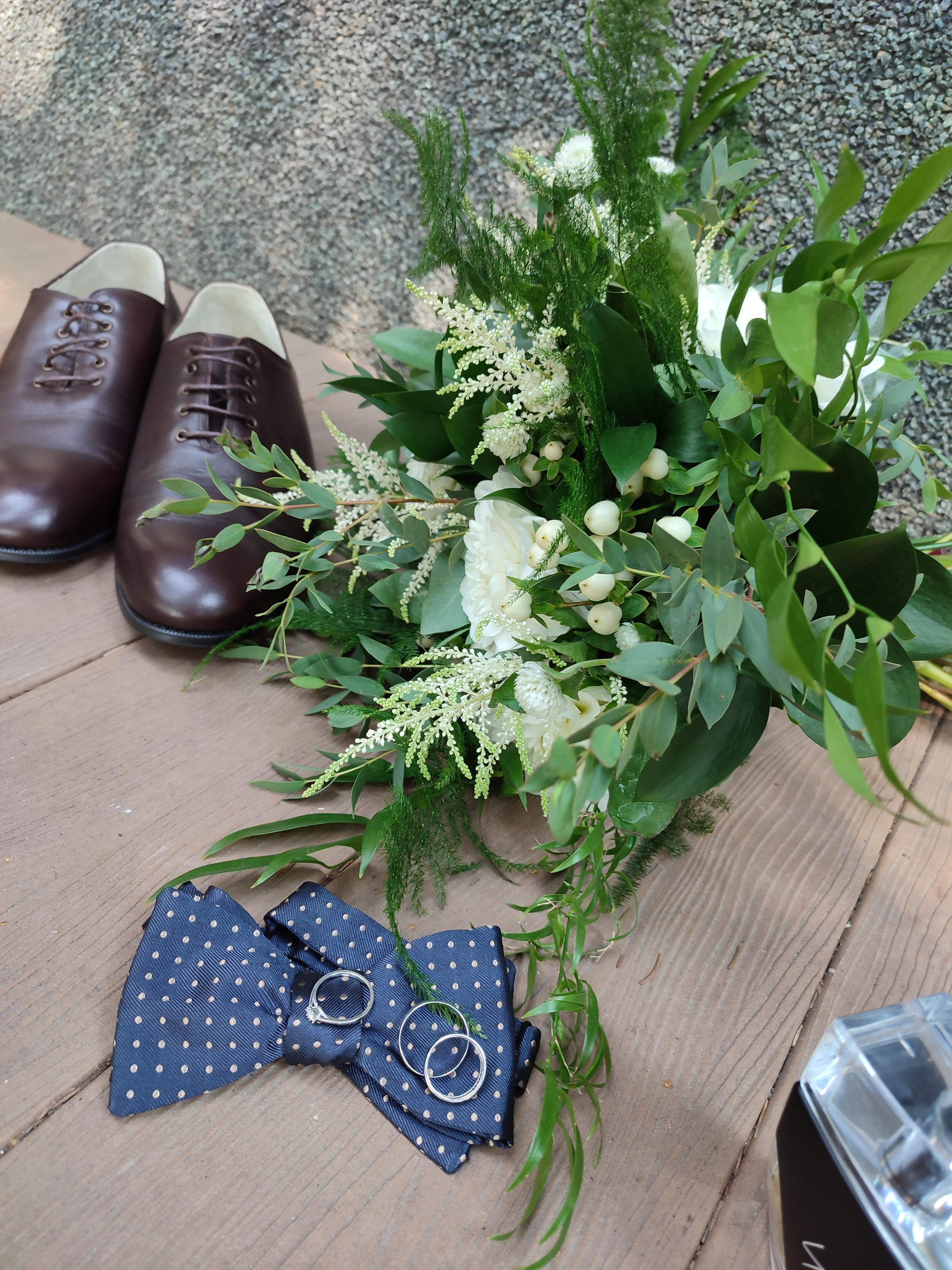 Организация свадьбы в Москве. Свадебное агентство ПИОН. Подобрать ресторан на свадьбу, ведущий на свадьбу, свадебный декор, свадебные фото. Свадебные детали