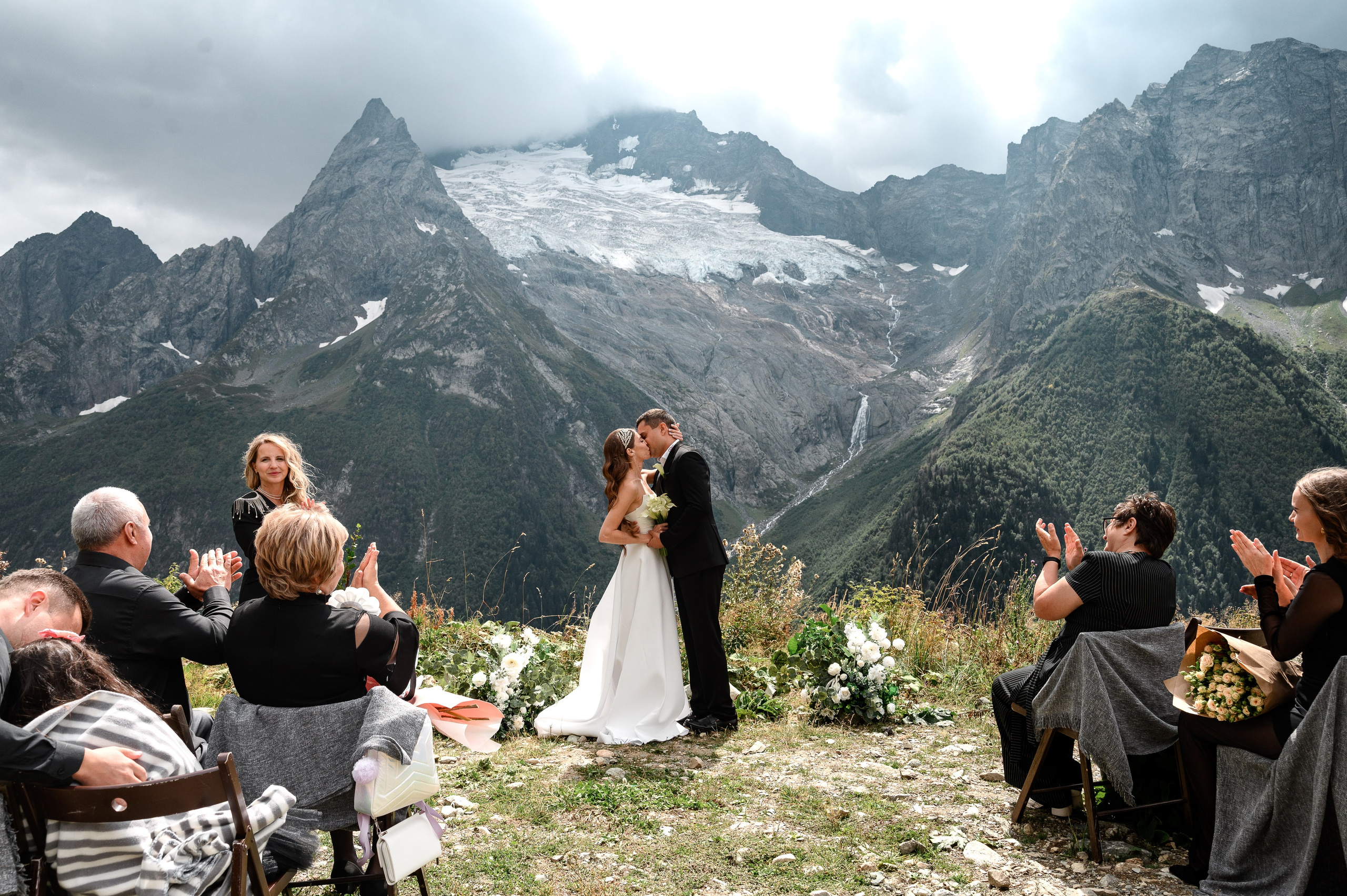 Горная свадьба Рината и Регины (09.09.24). Свадебный и travel фотограф в Волгограде, Сочи, Домбае, Европе