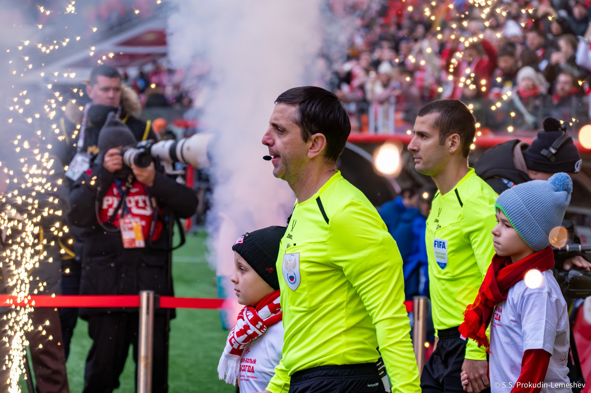 Спартак-Оренбург. Фотограф. Репортаж. Спорт. Концерты и мероприятия