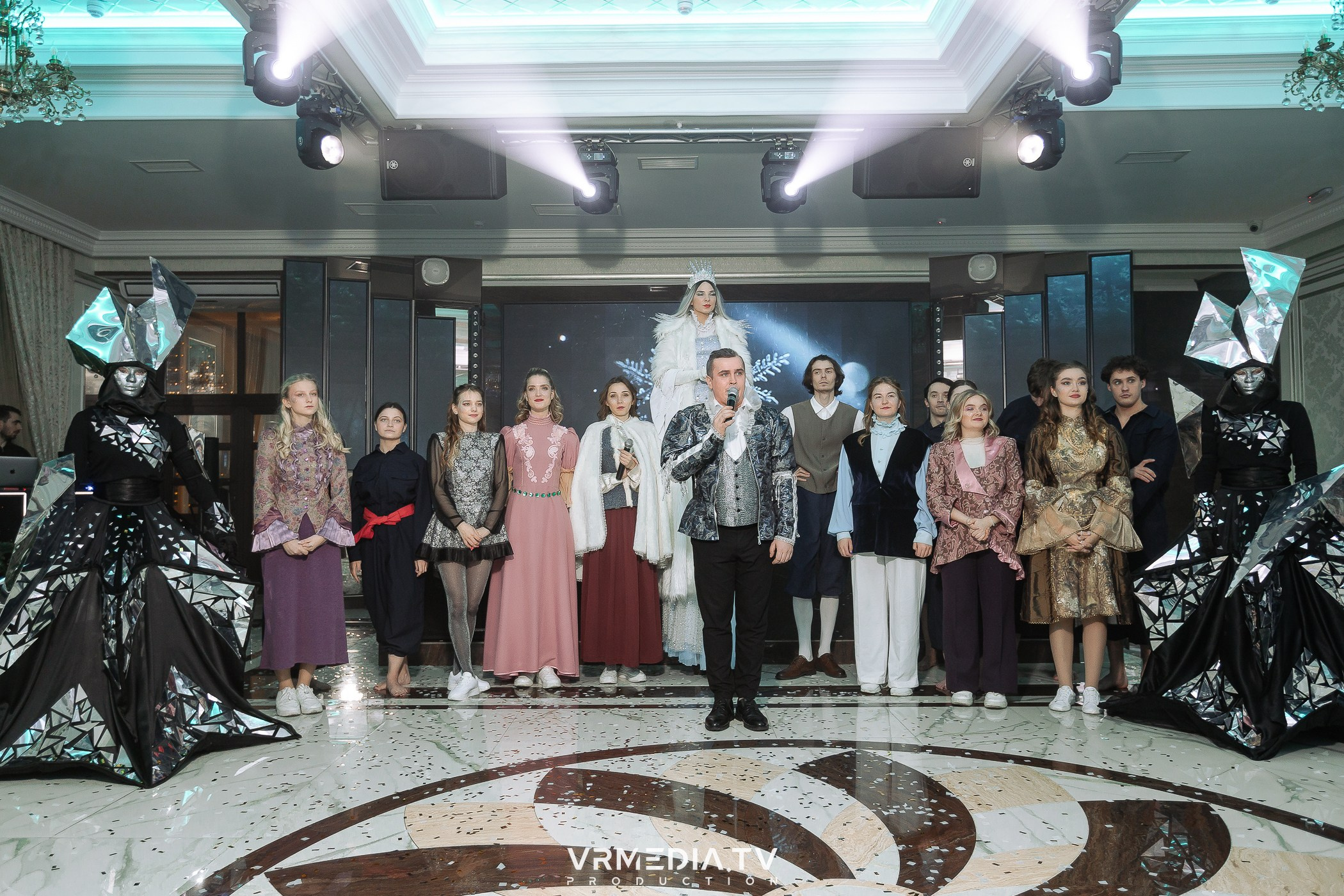 Новогодний вечер в ресторане «Лазурный Берег»