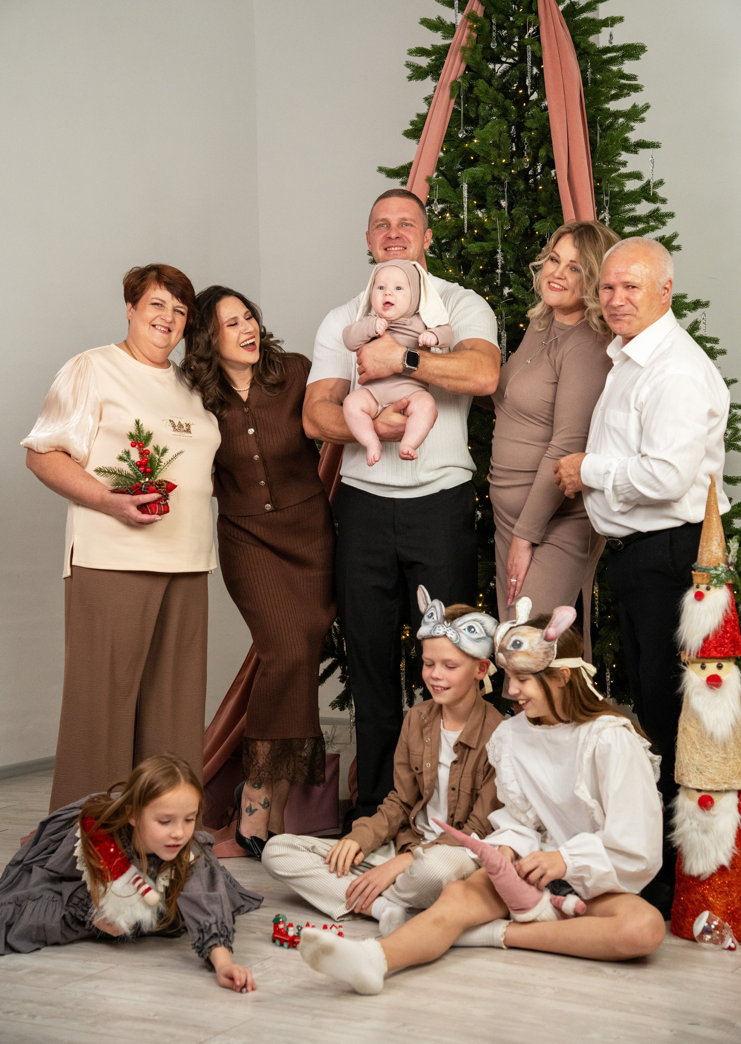 Семья Юли. Студийный и портретный фотограф в САНКТ-ПЕТЕРБУРГЕИрина Махаон