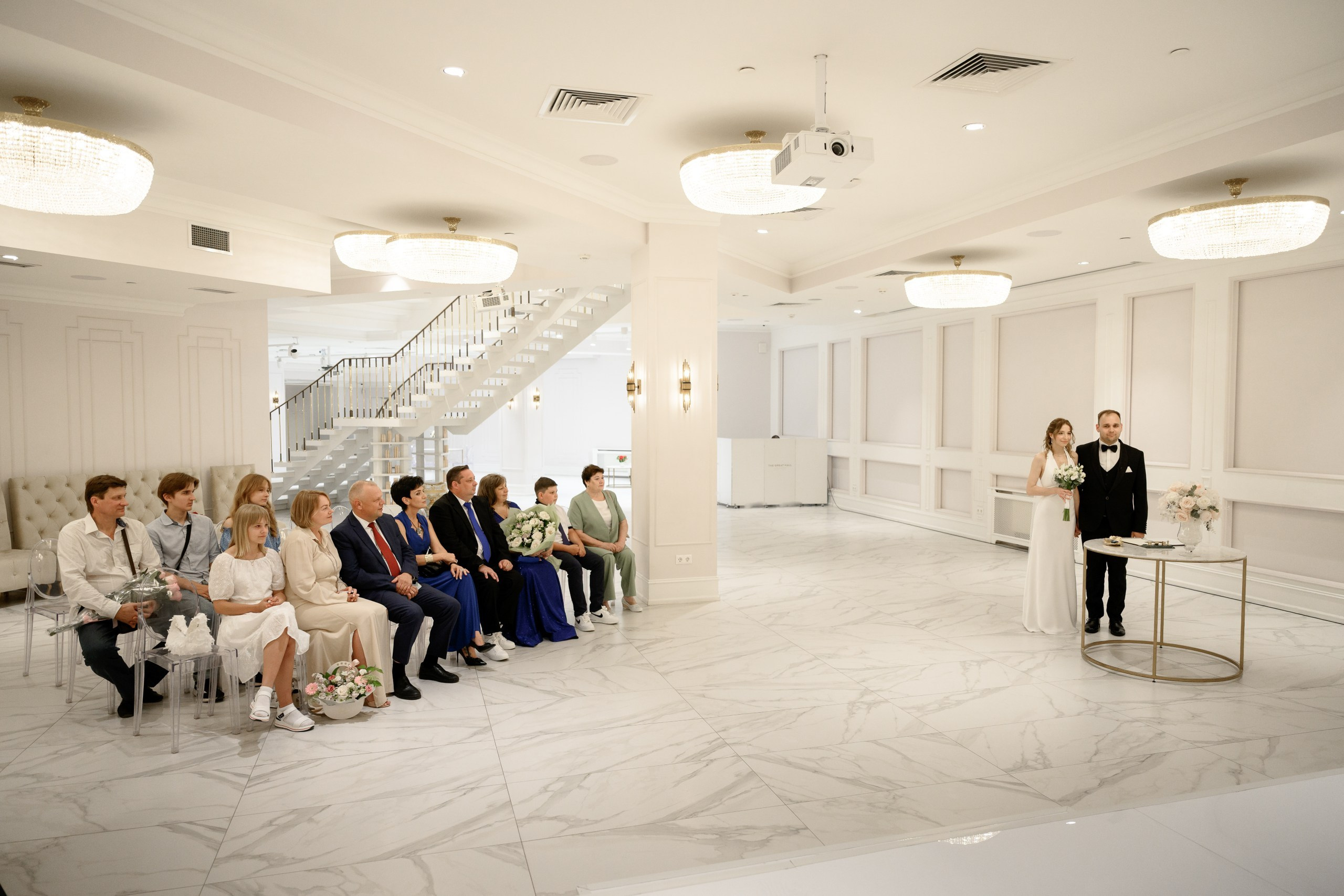 Камерная свадьба Владимира и Кристины в отеле Movenpick Таганская. Регистрация брака в The Great Hall Yakimanka. Semerlina.ru