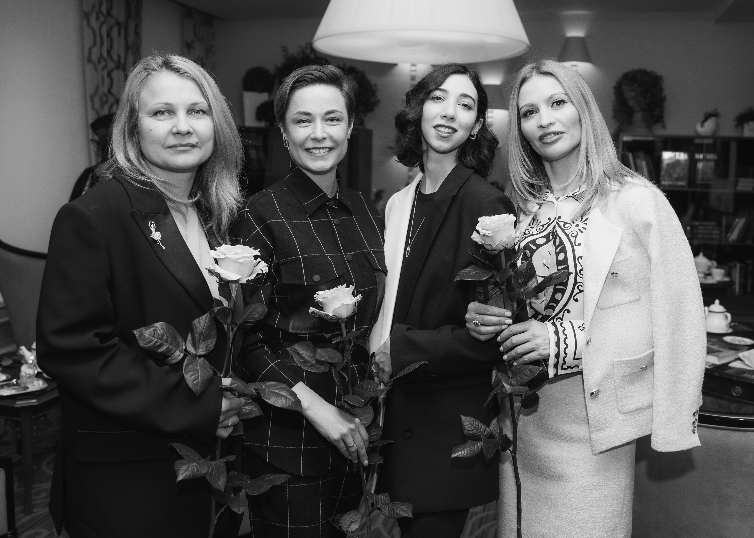 Арт встреча. Цветы и балет. Главная